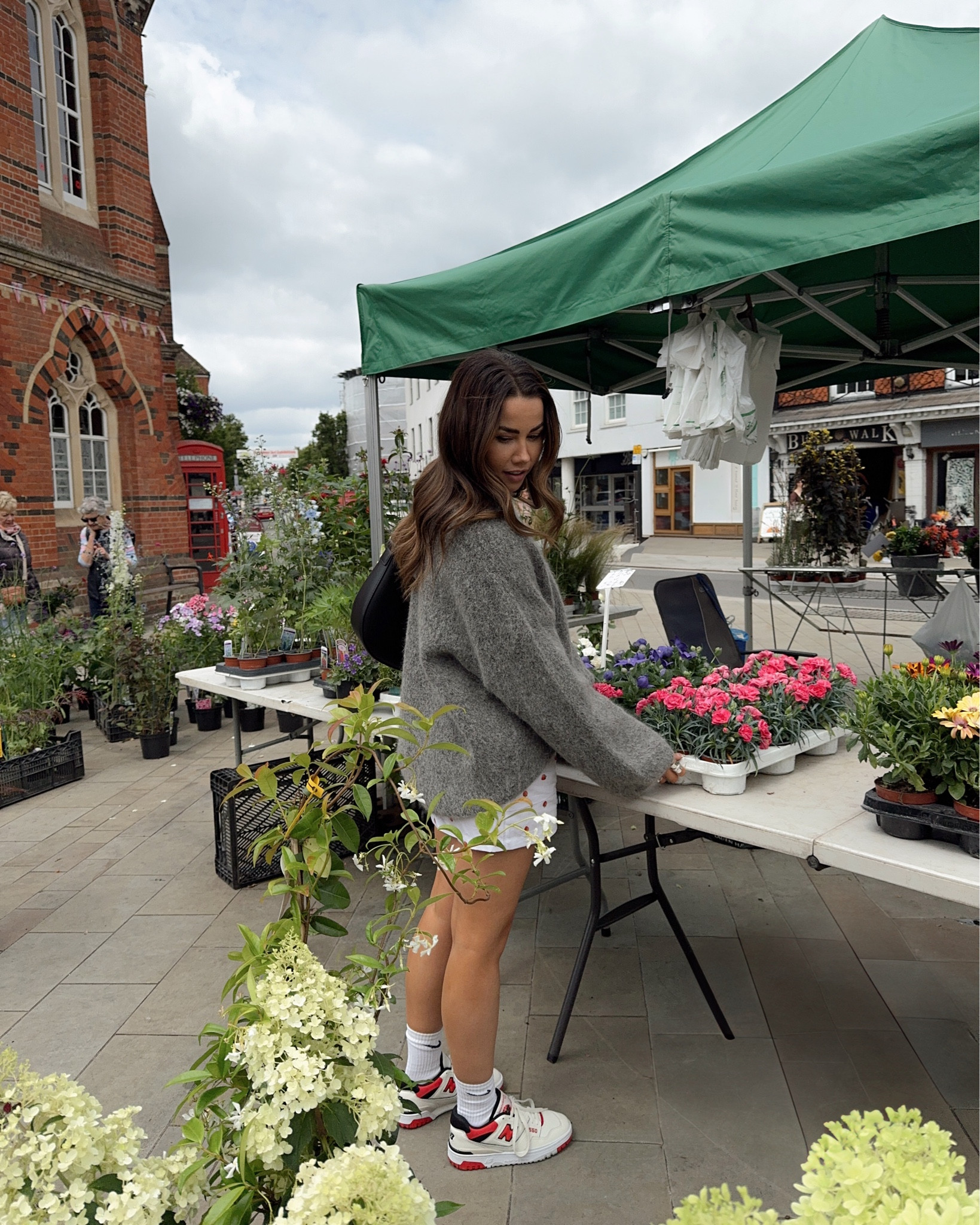 Flower market in my cute fruity strawberry asos pyjama shorts and oversized grey knit

💕🍓 

#LTKsummer #LTKeurope #LTKuk