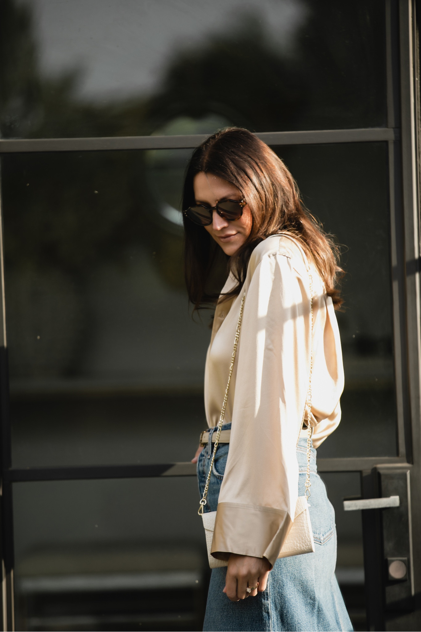 This silk blouse by frame is gorgeous fall blouse for work and beyond! Style with with a slip skirt or jeans for your next fall outfit 

#LTKover40 #LTKsalealert #LTKstyletip