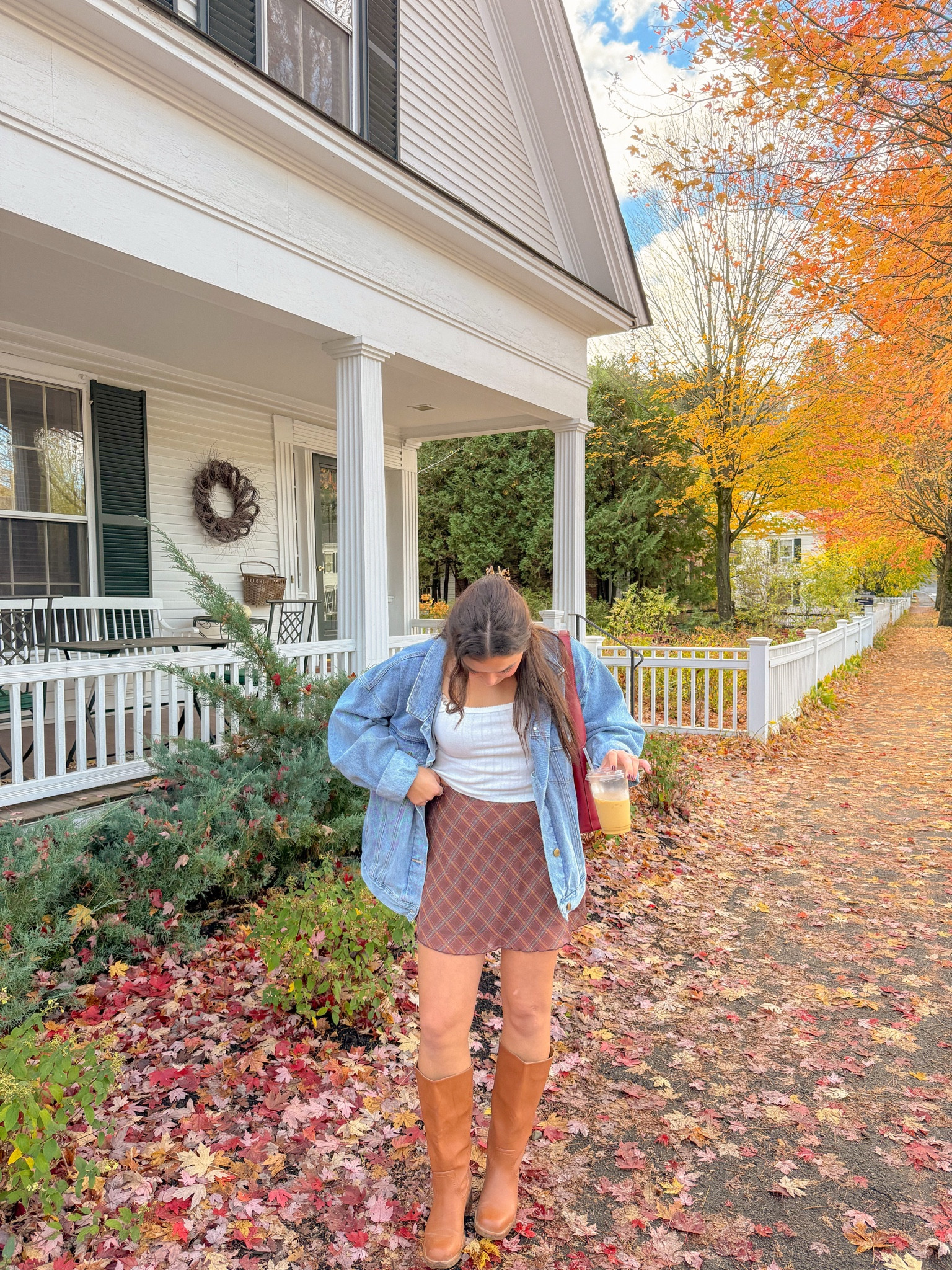 Skirt is old from Grey Bandit!! My Grey Bandit code is Laura15 

#LTKSaleAlert #LTKFindsUnder50 #LTKStyleTip