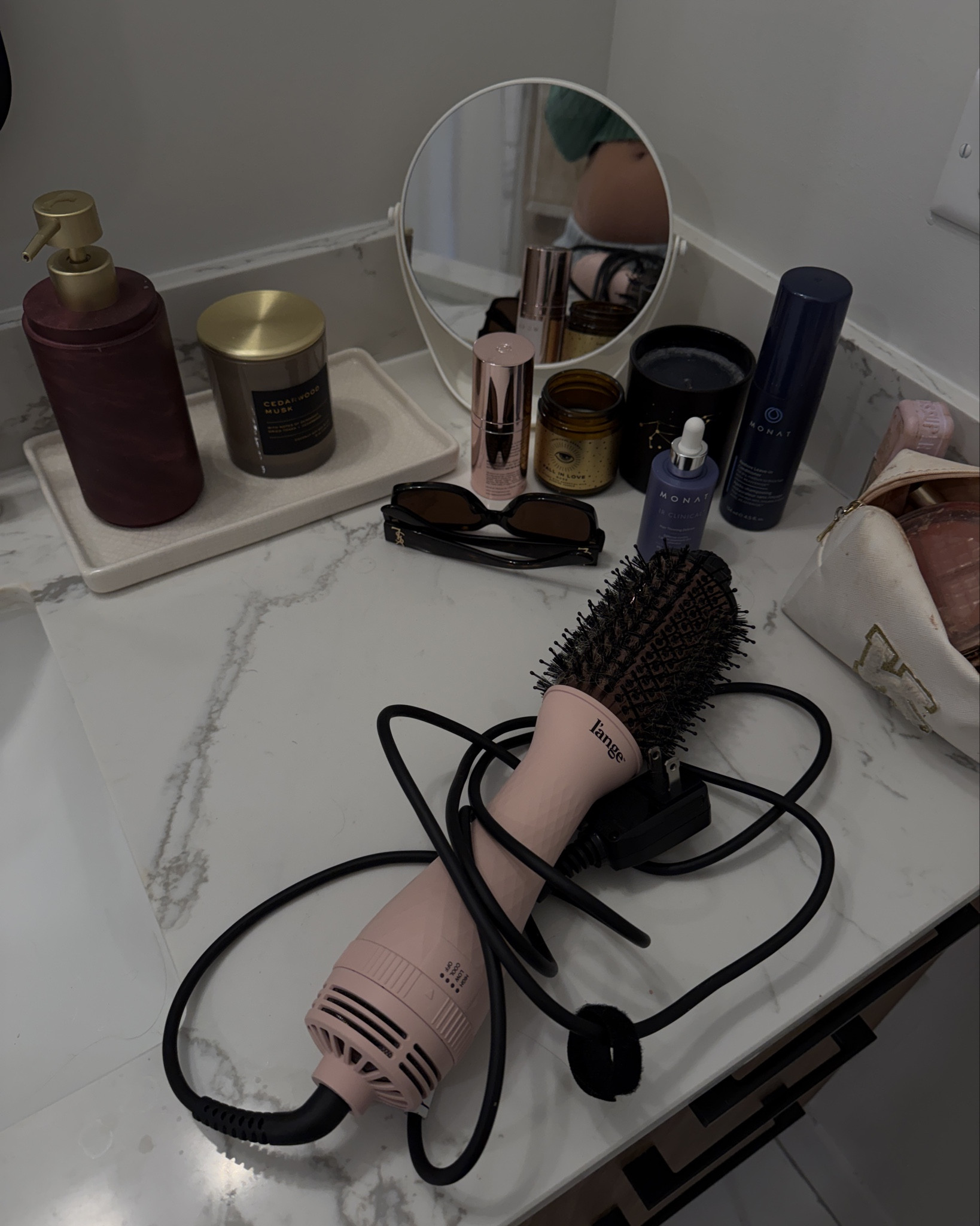 My favorite hot tool that gives you a blowout look — not that straighter stringy hair look that makes your hair look fry but instead gives you volume and the same look like you just got out of a hair salon! 🤩 I’m SOOOO FREAKIN OBSESSED!! 

This hot tool is a 10/10 for me baby!!! 

Also ships super fast from Amazon 

If you’re looking to get a natural blowout look without needing to know how to blow dry your hair I want volume in the hair, bounce back with glow made out of titanium so it doesn’t burn or fry your hair. hairbrush blow drier this is all you need girl! 
Beauty and haircare must haves essentials — blow out look  

#beauty #haircare #hair #straightenhair #straighthair #hottools #amazon #beautymusthave #hairtool #blowdry #blowout #salonhair 

#LTKgrwm #LTKdayinmylife #LTKmorningroutine