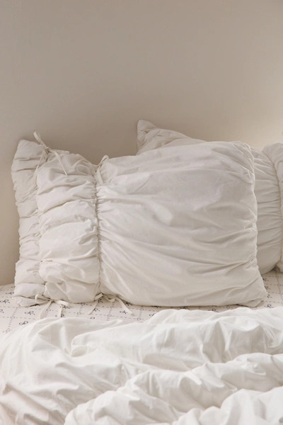 Cinched Puffy Sham Set | Urban Outfitters (US and RoW)