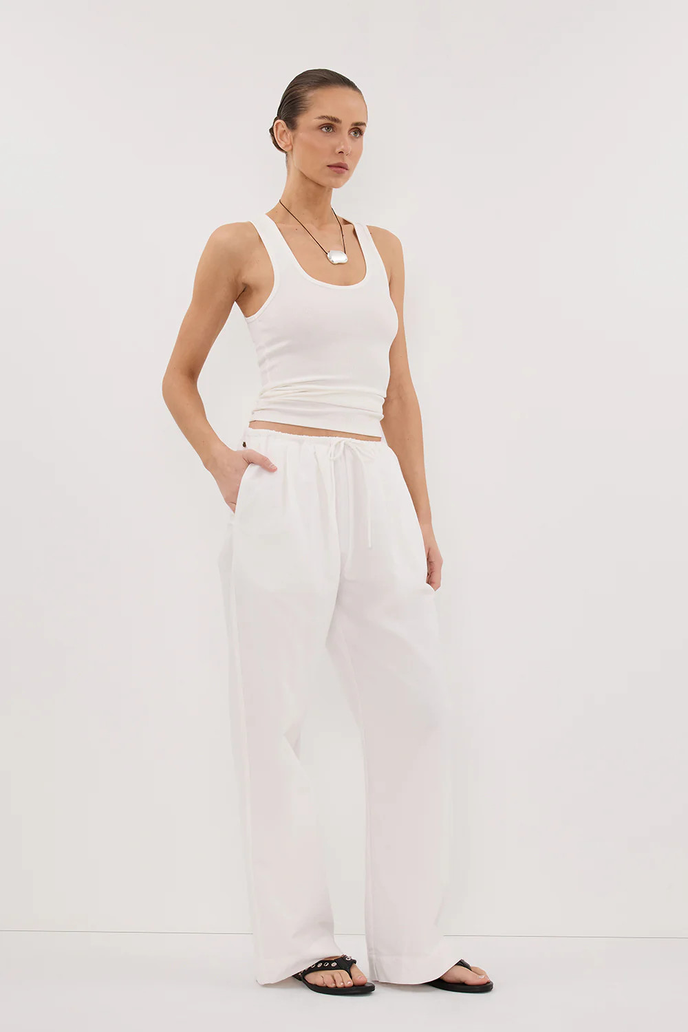 RHEA WHITE COTTON DRAWSTRING PANT | DISSH