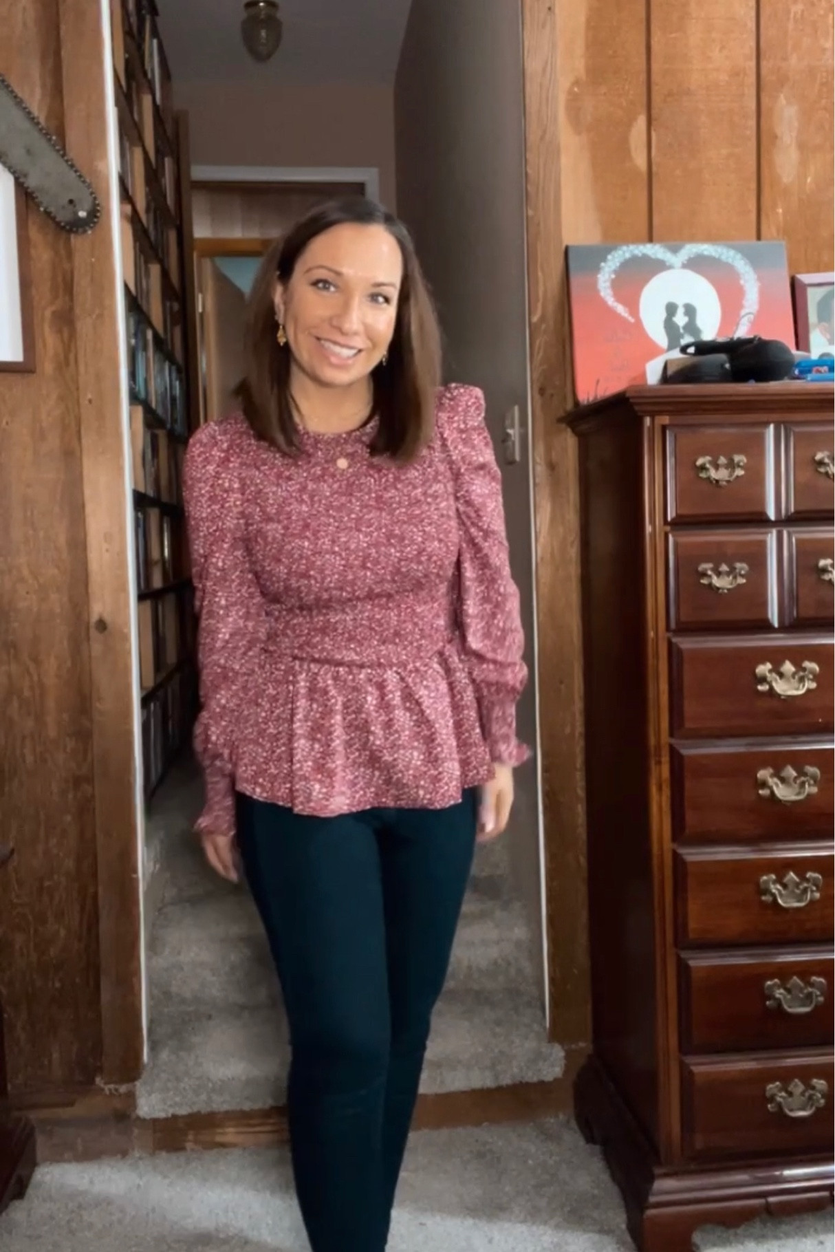 Amazon outfit inspo
Top: small - tts
Jeans: express - tts -4

#LTKunder100 #LTKSeasonal #LTKunder50