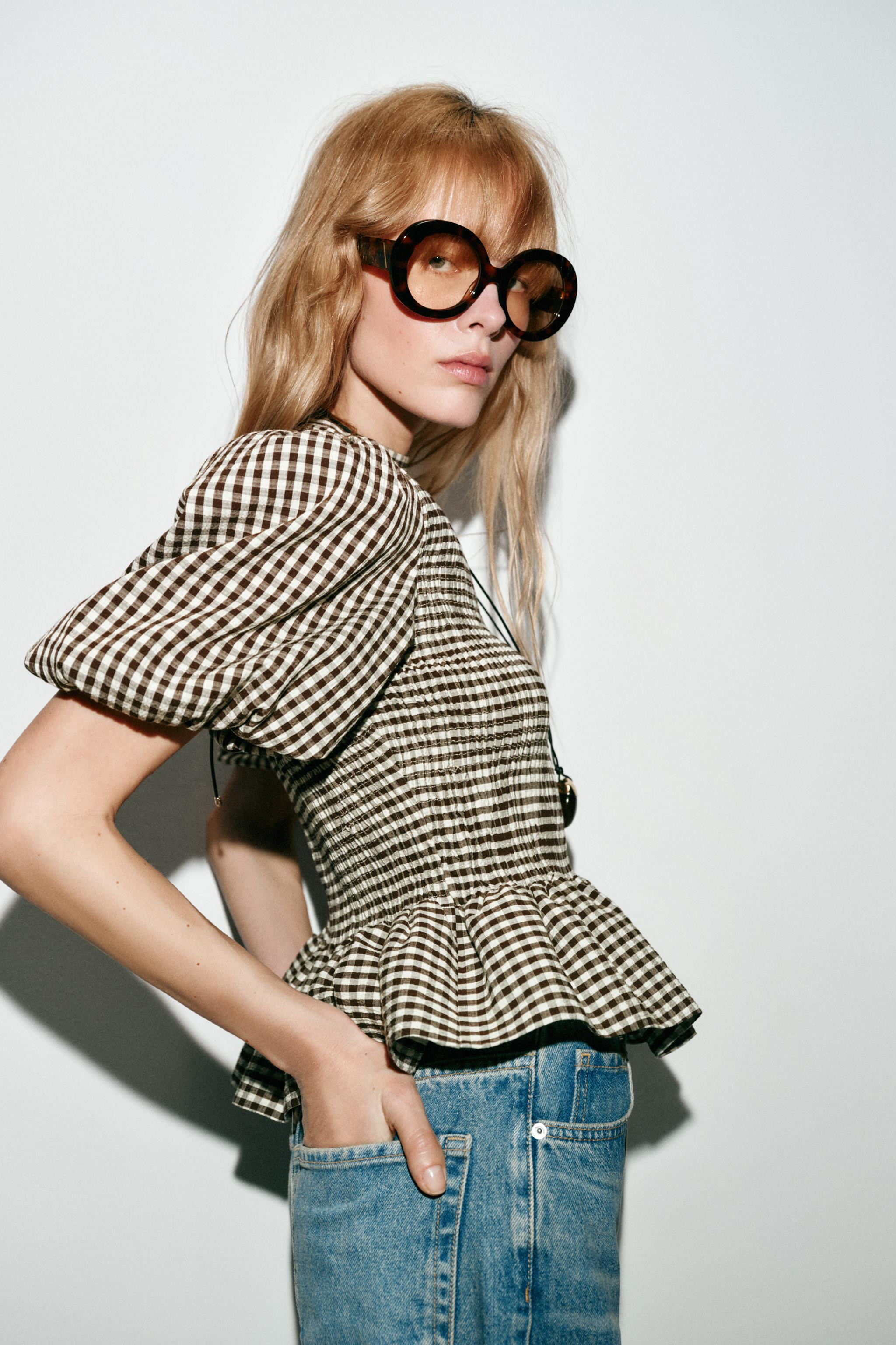 GINGHAM SMOCKED TOP | Zara US