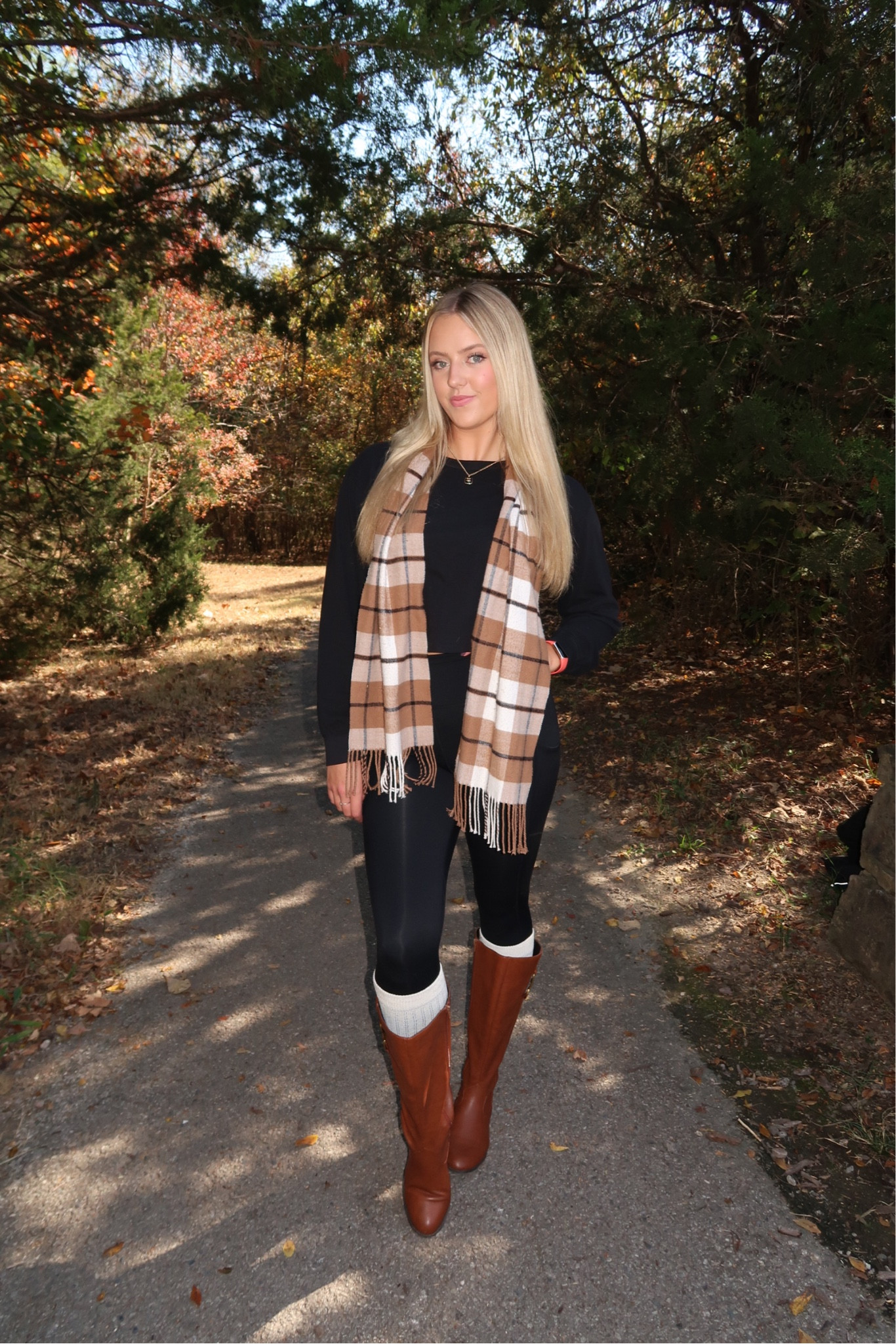 Fall Fit🍂 Top & Bottoms are from Fabletics, size Small!! You can sign up for VIP to get 80% off - link in bio 🔗

#LTKHoliday #LTKGiftGuide #LTKSeasonal