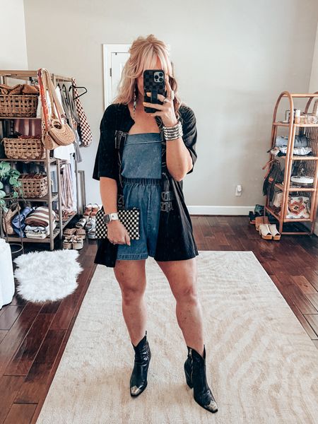 Cut ✂️ front teeth style 
•Tee XL
•Romper M @mindymaesmarket save with code MANDIE15 
•Boots TTS 
•Watchband save with code MANDIE

#LTKOver40 #LTKFestival #LTKStyleTip