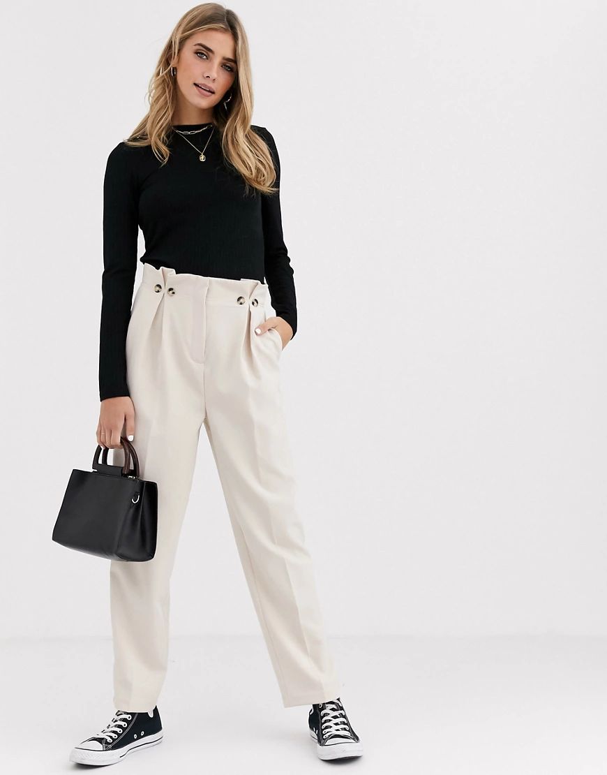New Look button detail pleated trouser in cream-Tan | ASOS (Global)