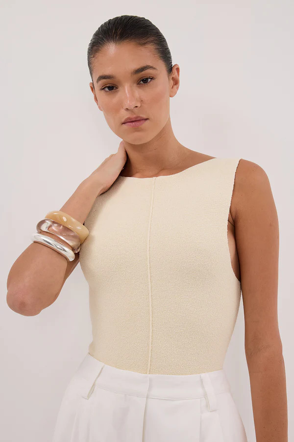 OWEN CREAM BOAT NECK TOP | DISSH