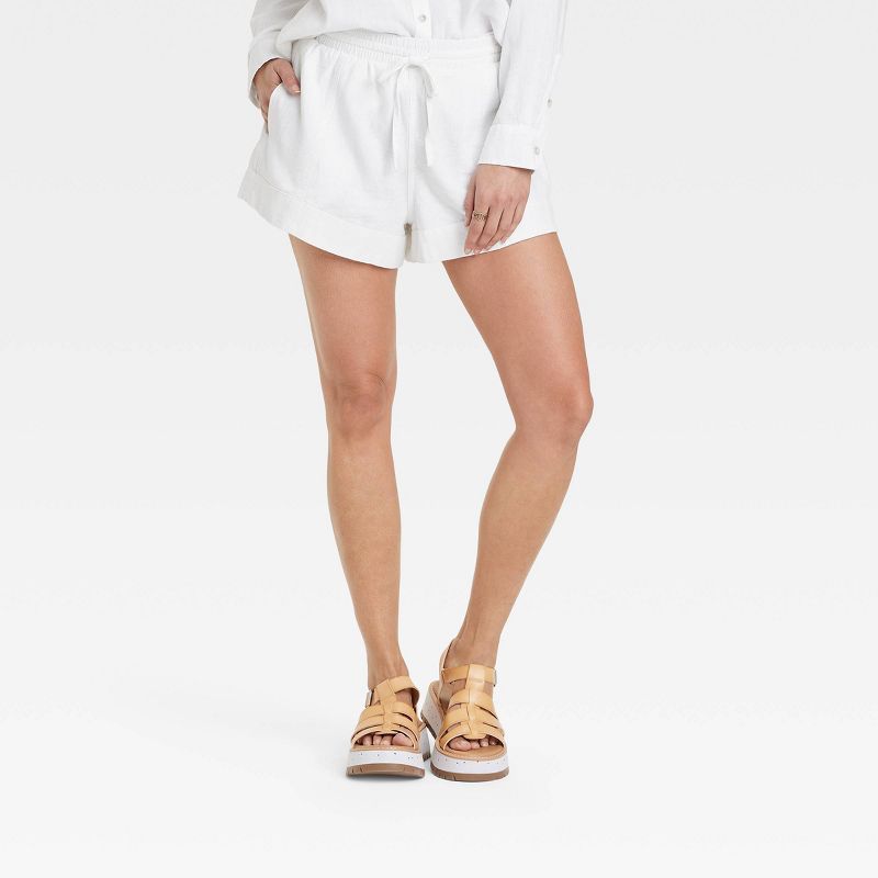 Women's Mid-Rise Linen Pull-On Shorts - Universal Thread™ | Target