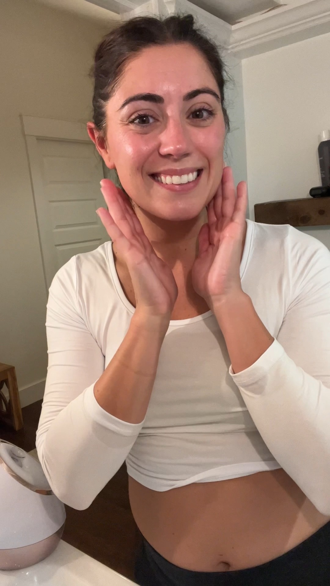 Night skin care routine. Almost all these products are on sale now for the @sephora Holiday Event! Everything is linked in my @shop.ltk 

Skin care, self tan, hyaluronic acid, retinol, eye cream, moisturizer, AHA serum, face wash