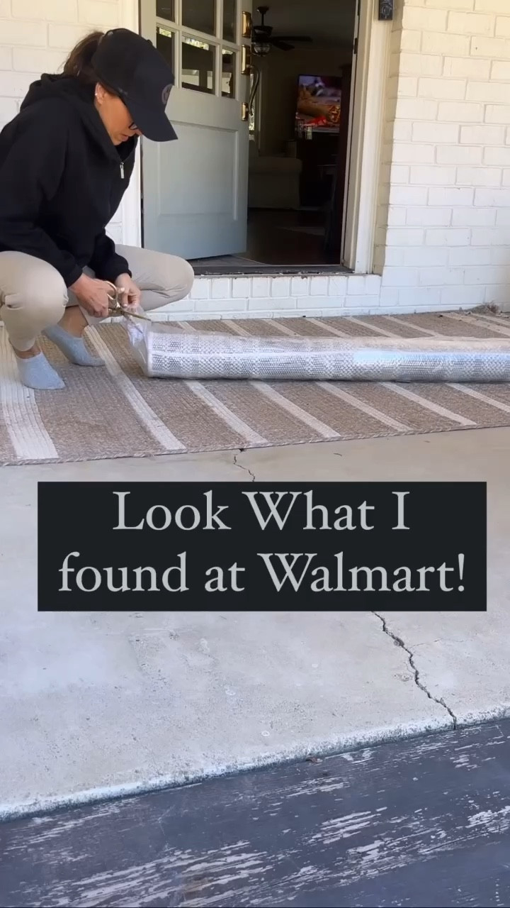 The perfect outdoor rug for your porch for the upcoming holidays! It’s from better homes and garden and a classic plaid. Comes in 5 sizes and 5 colors and will look great even at Christmas with some greenery!

The pumpkins I spray painted gold and they turned out so pretty! 

#LTKHoliday #LTKhome #LTKsalealert