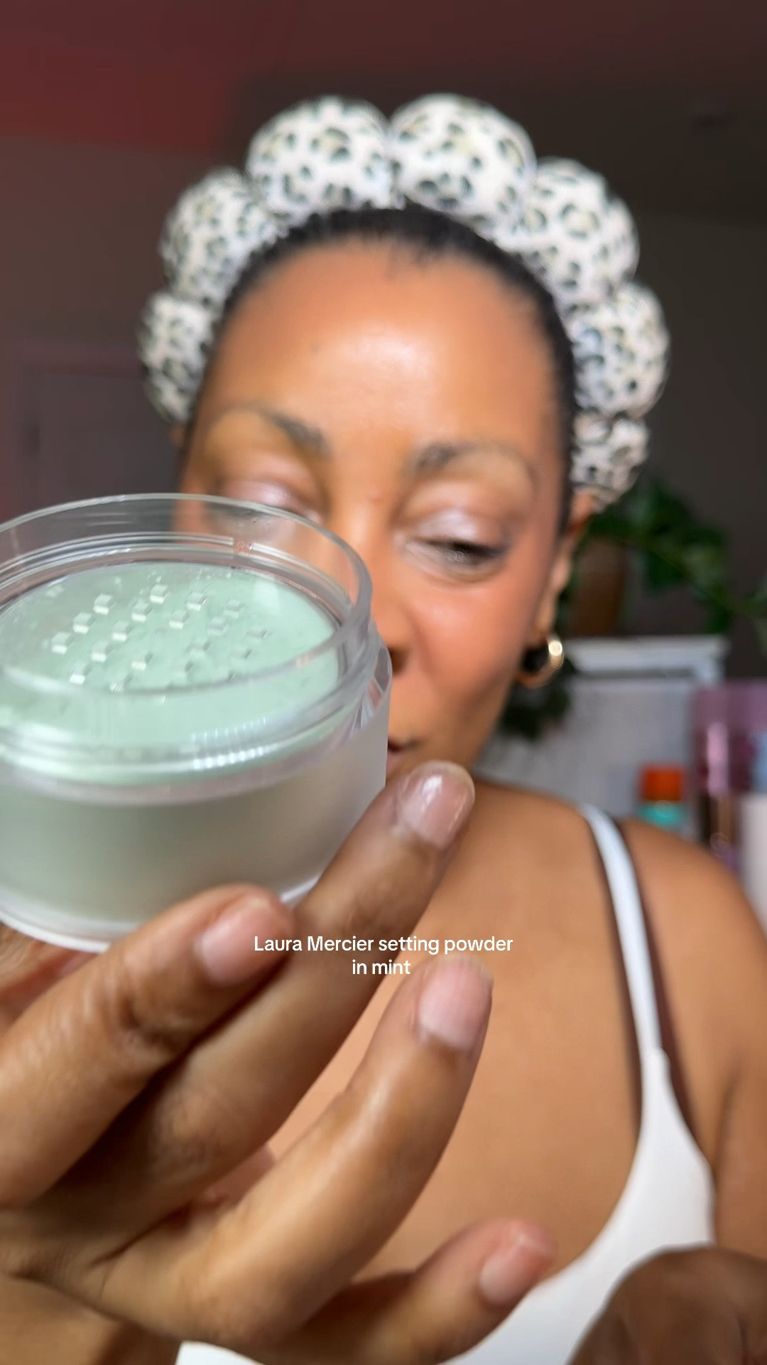 Laura mercier setting powder in mint 

#LTKBeauty