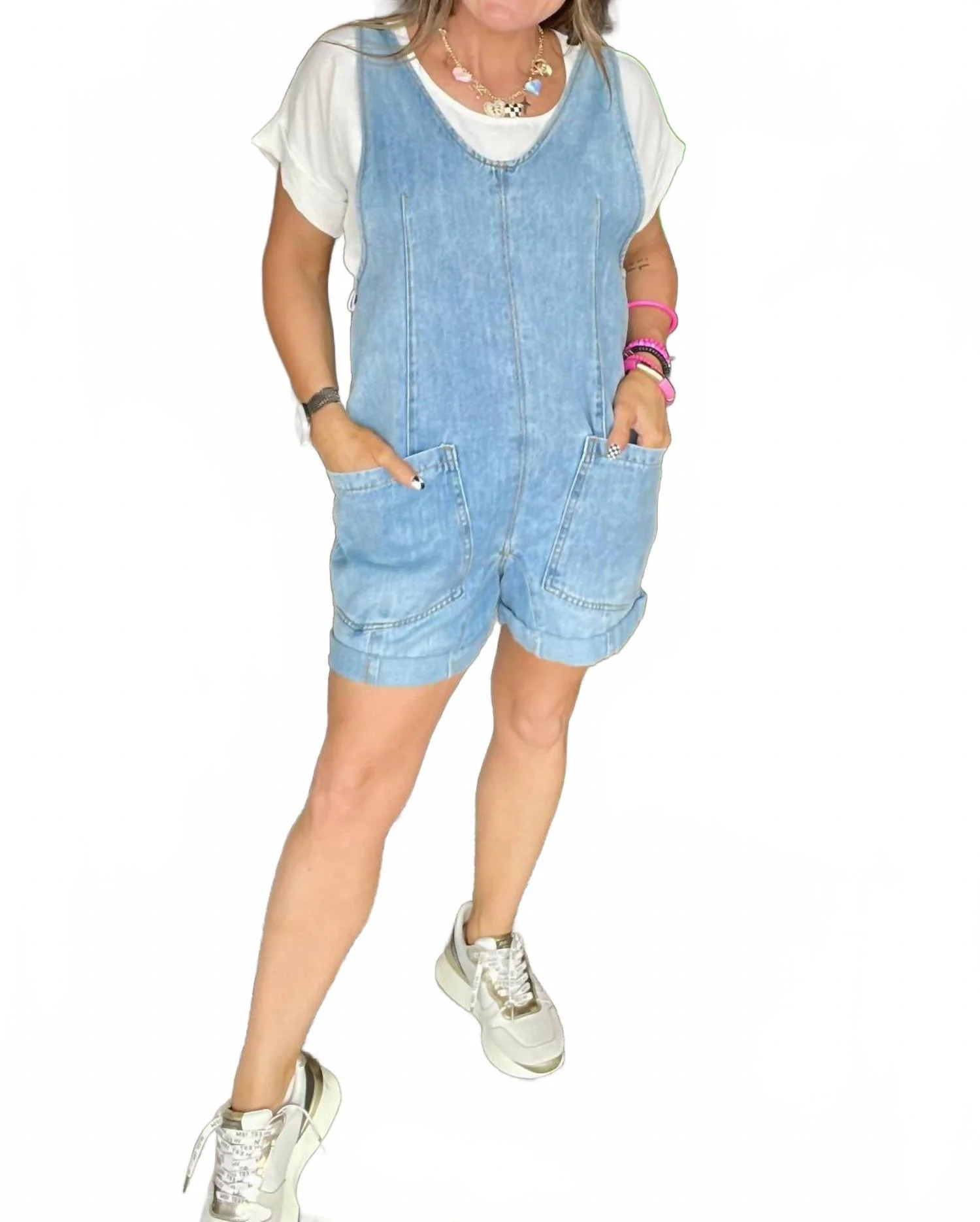 Summer Short Overalls In Light Wash | Shop Simon