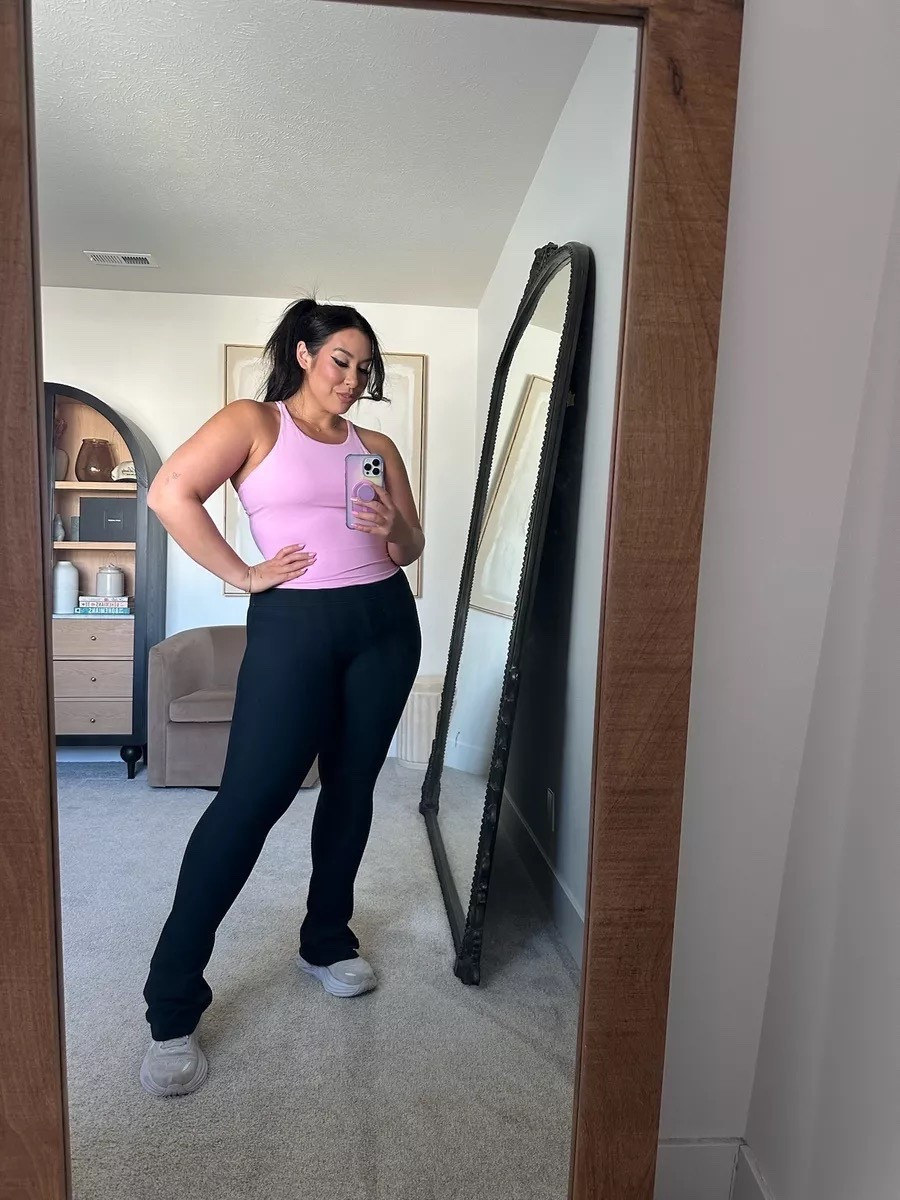 Size large top Size xl bottom code Bonniexspanx 
-
-
-
Midsize workout outfits, Midsize outfit inspo, midsize activewear, everyday outfit, comfy casual, women’s activewear, spanx, matching set, trendy fashion, winter trends

#LTKSeasonal #LTKMidsize #LTKActive