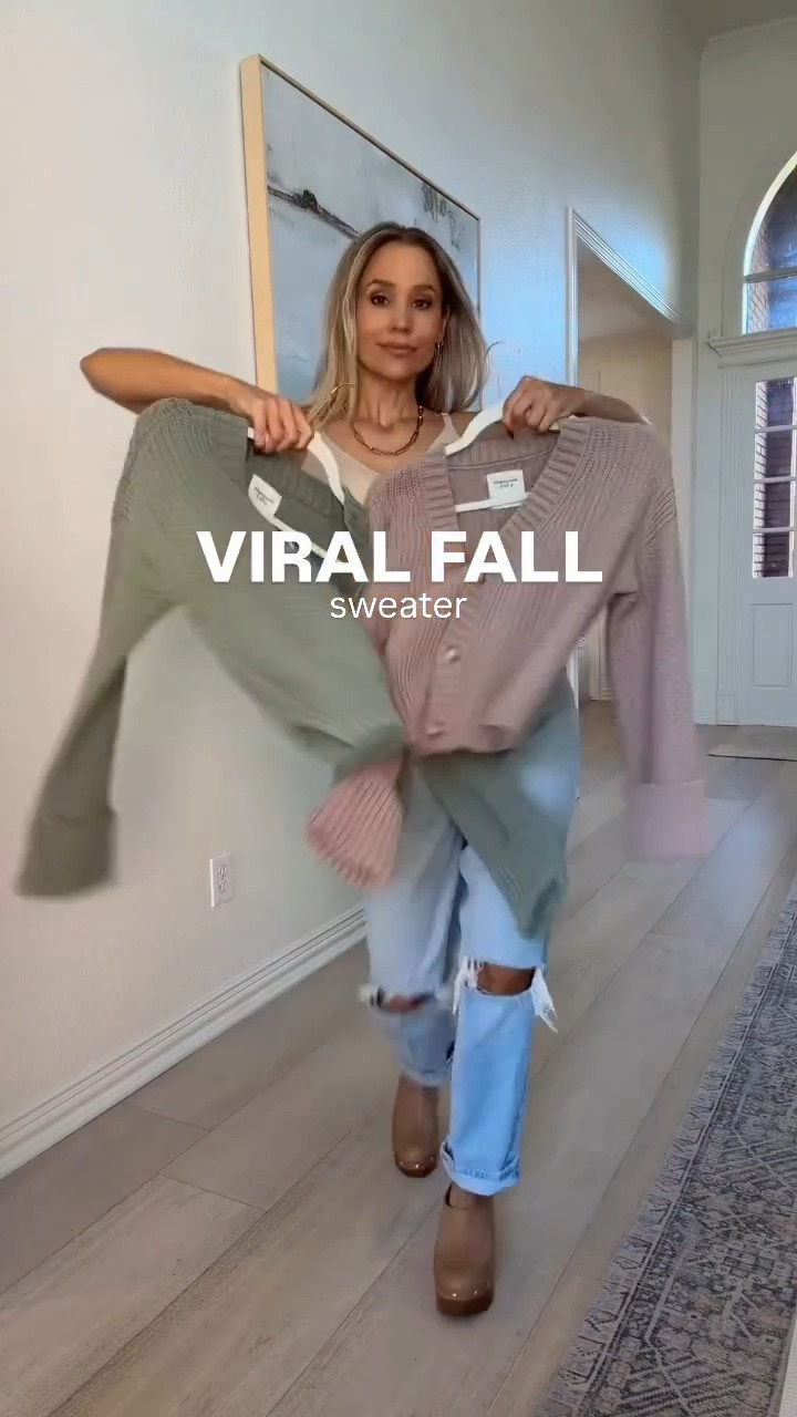 🤎 favorite sweater in my closet rn! The fabric is buttery soft & I love the chunky knit cuff detail on the sleeve. 

•MY STATS•
5’5” // 120lbs // size: small / 4 / 27