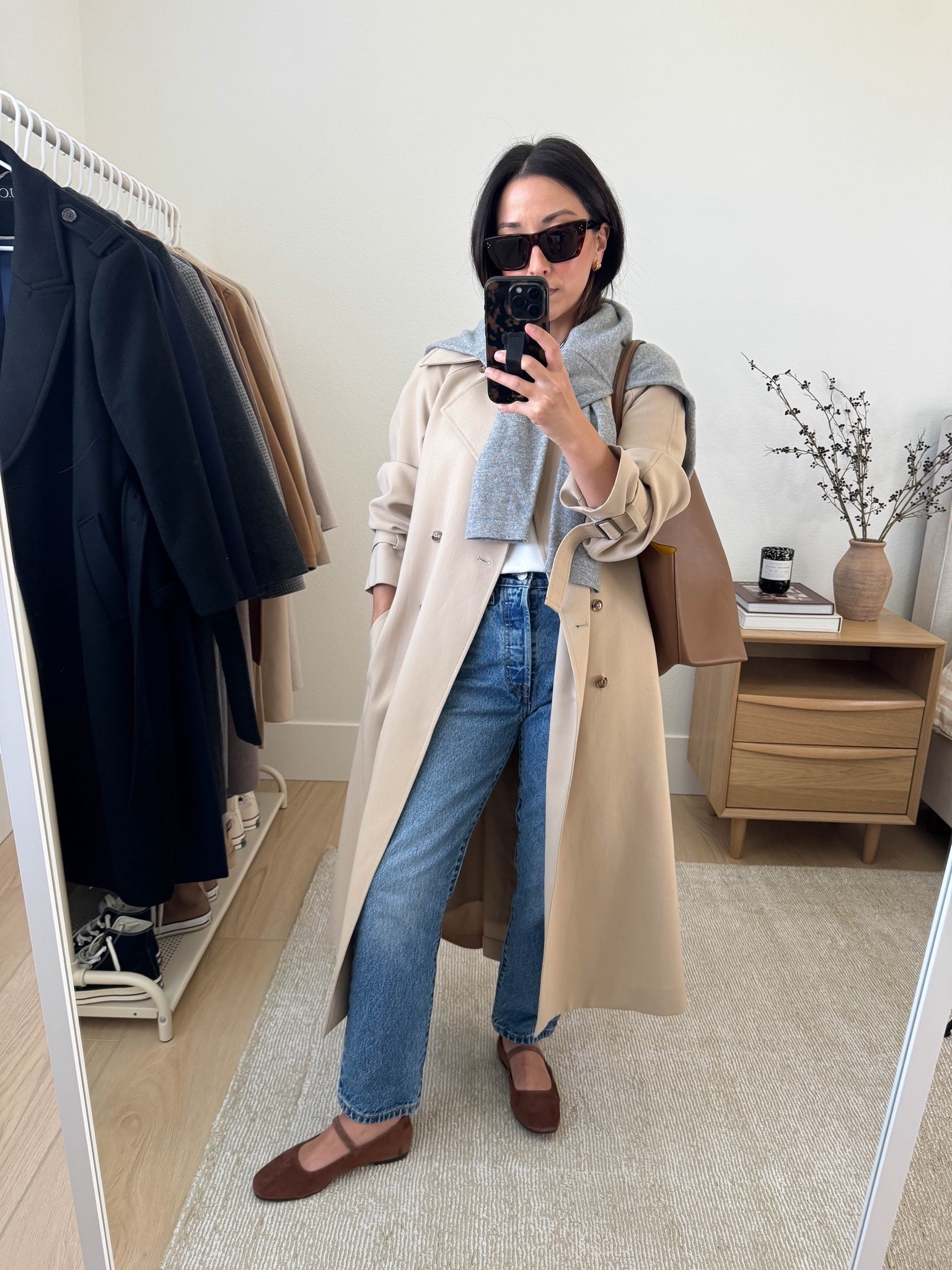 The Oak + Fort trench coat is my favorite trench and has been for a couple years now. It runs oversized, but I love the drape. Size down. 

Oak & Fort Trench xxs
Madewell tee xs
Levi's 501 Crop 26. I sized up
Everlane cashmere sweater xs
Mansur Gavriel tote
Celine sunglasses
Madewell flats 5

Petite style, fall outfits, fall style, trench coat 


#LTKItBag #LTKPetite #LTKSeasonal