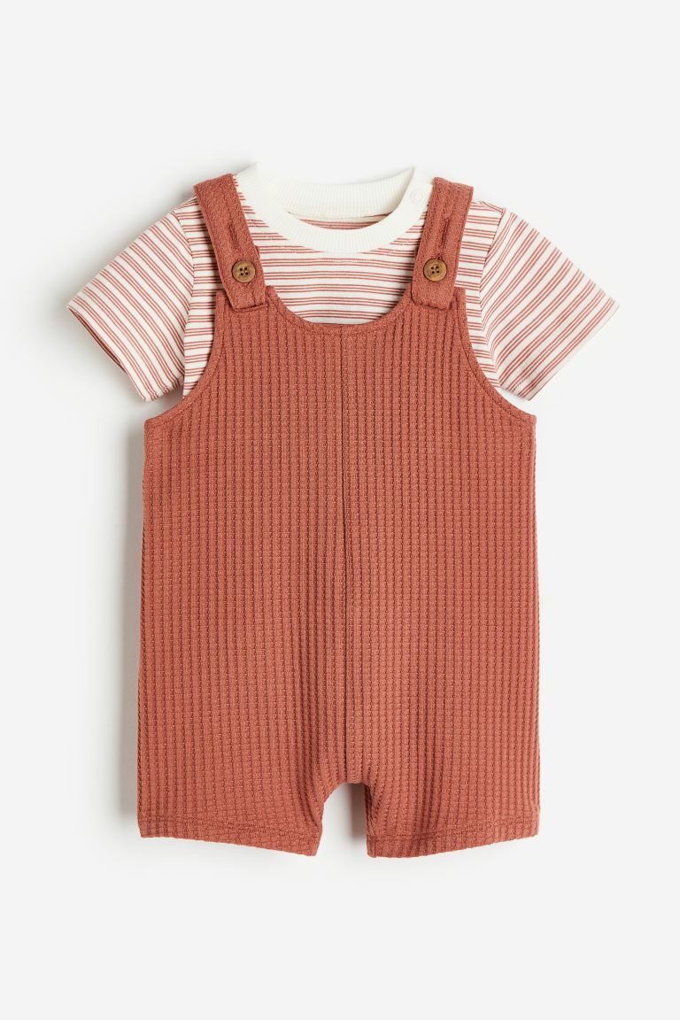 2-piece T-shirt and Overalls Set | H&M (US + CA)