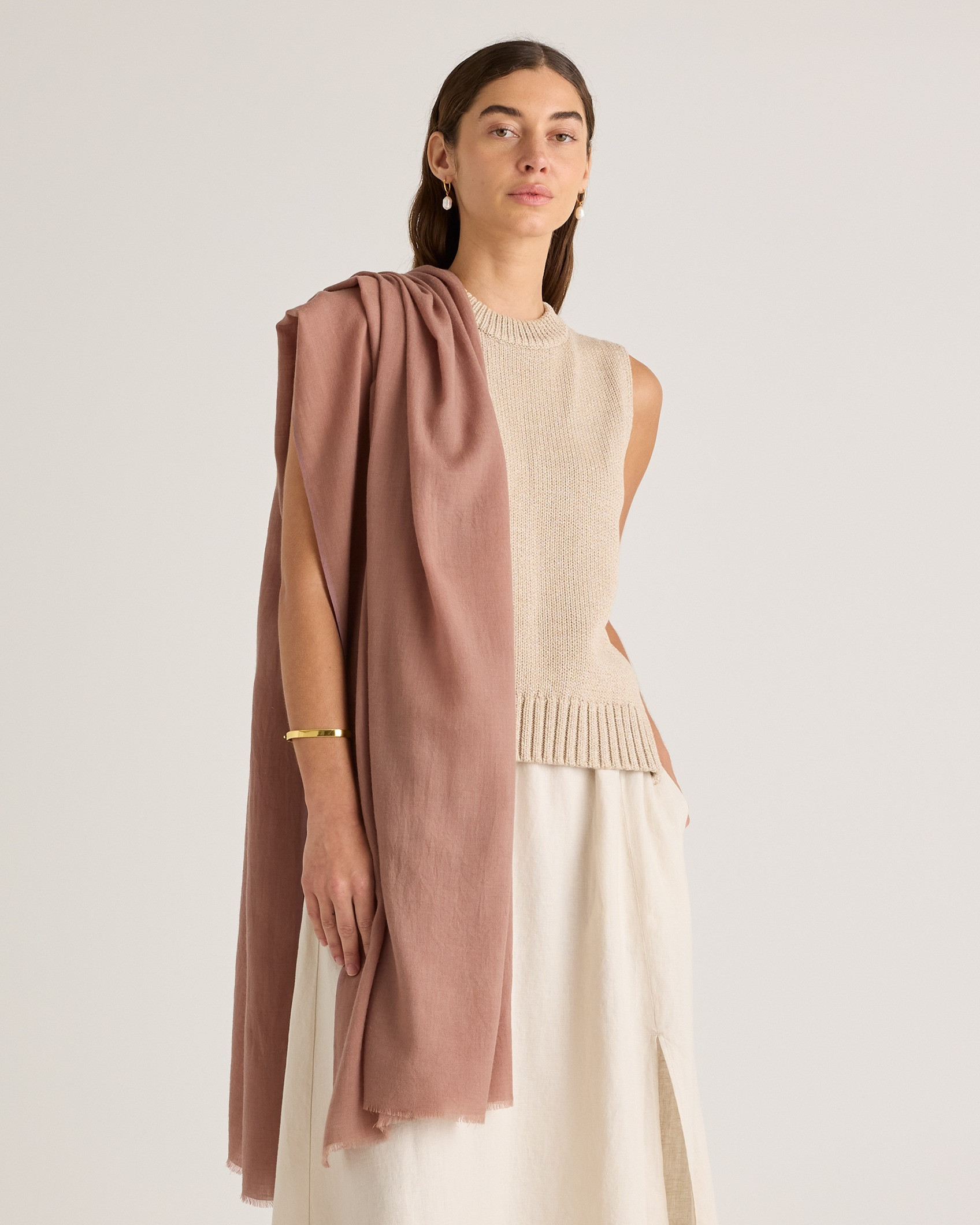 Quince | Women's 100% Pashmina Wool Scarf in Light Mauve | Quince