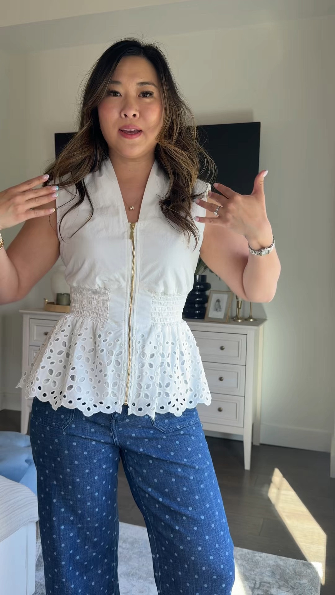 Kohl’s chic Summer outfits all on sale // Lauren Conrad collection

Zipper Front Top: Small 
Polka Dot Pants: 8

#LTKootd #LTKSeasonal #LTKPetite