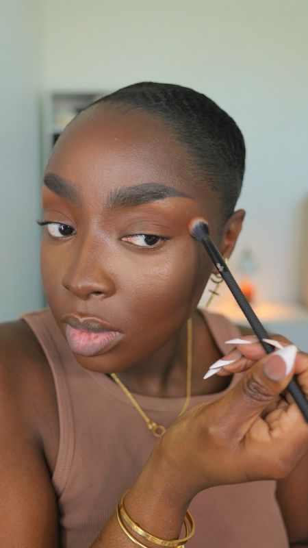 I be getting stuck using the same ole', but it's fun to play in some new products! #makeup #makeuptutorial #makeupfordarkskin


#LTKFindsUnder100 #LTKVideo #LTKBeauty