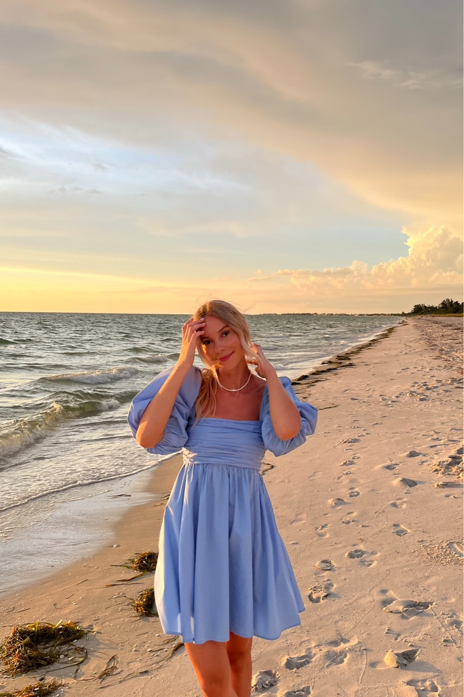 Blue dress with puffed sleeves 
#LTKtravel #LTKeurope #abercrombie