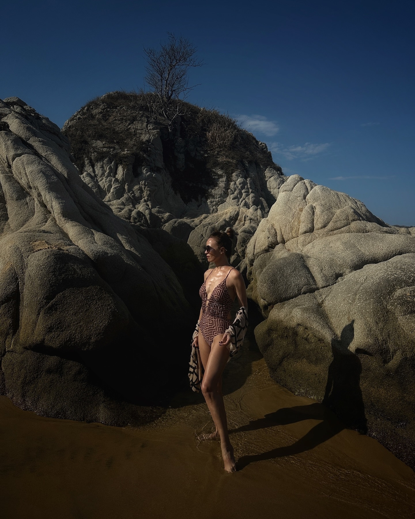 One piece swimsuit 
Brown natural colour 
SHEIN


#LTKswimwear #LTKsale #LTKpartywear
