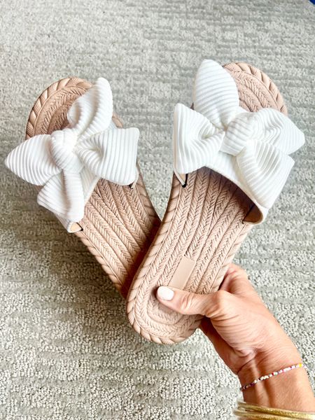 Cute WHITE BOW SANDALS 🎀🤍 // White sandals are a Spring/summer must and go with everything!

#LTKStyleTip #LTKOver40 #LTKFindsUnder50