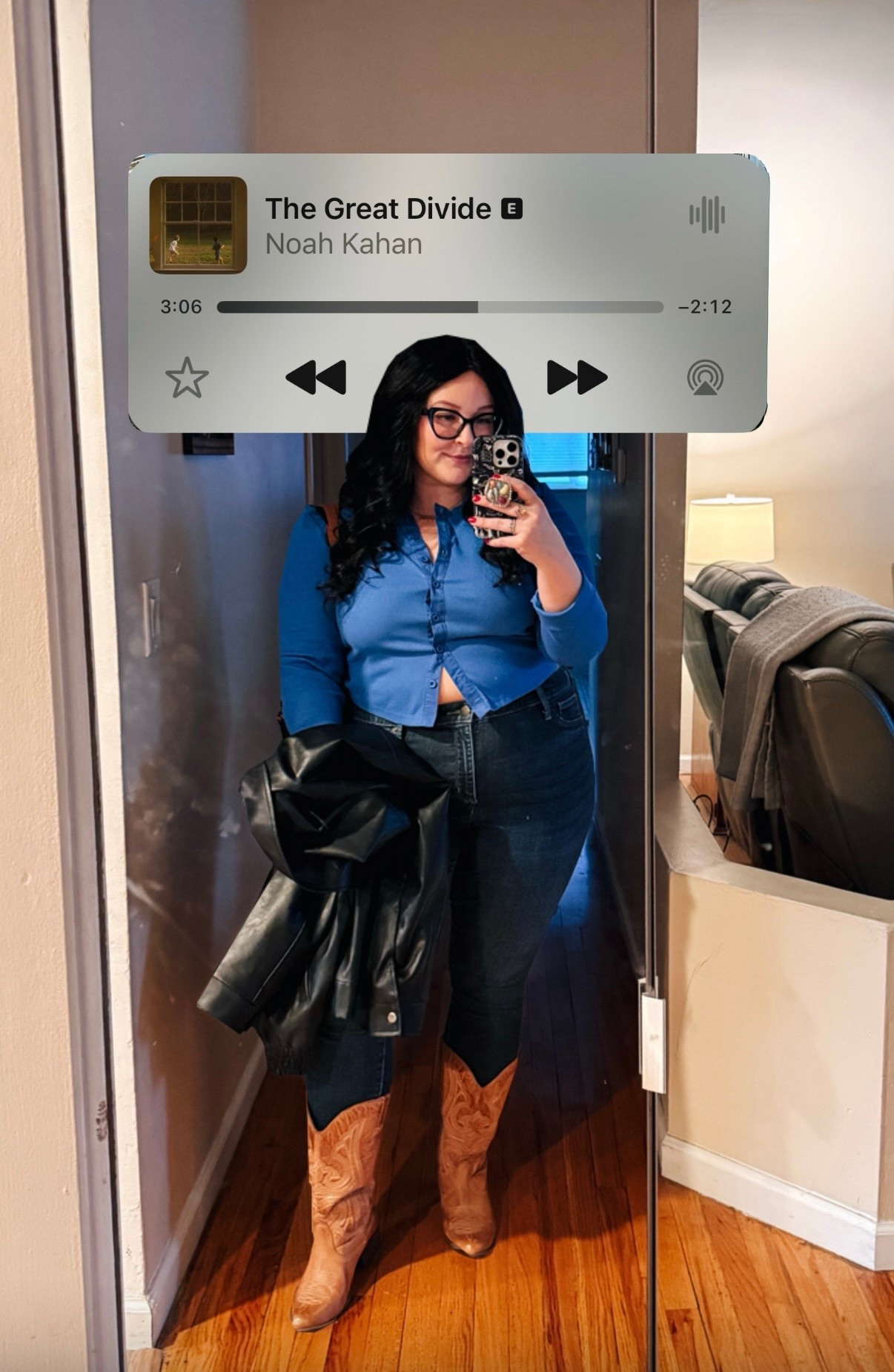 This song is stuck in my headdd🎶

Also loving the western trend🤠