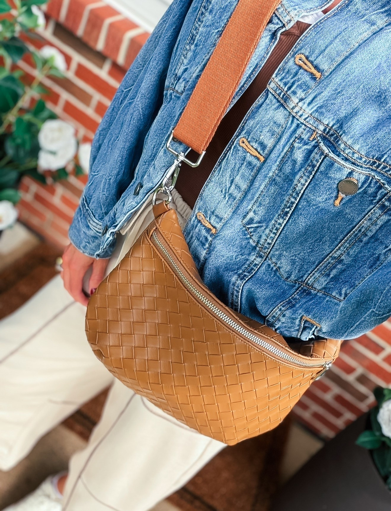 New crossbody from Amazon. Less than $25. 
Denim jacket Target but sadly sold out.

#LTKSeasonal #LTKOver40
