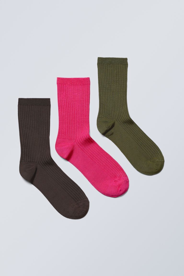 Glänzende Socken Lova 3er-Pack | H&M (DE, AT, CH, DK, NL, NO, FI)