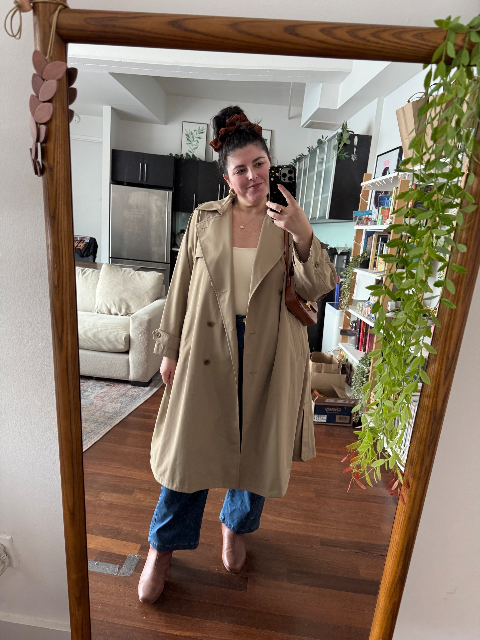 Spring is here! This trench is amazing and elevates any outfit. It’s a bit oversized, I’m wearing a size xl and I’m normally an xxl  

#LTKSpringSale #LTKootd #LTKPlusSize