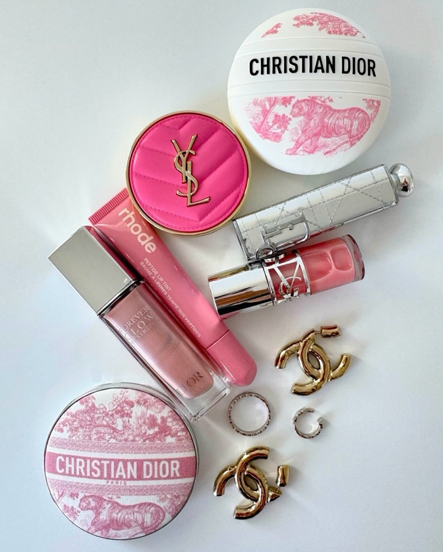 Pink Wednesday essentials 💗✨
Blushing over textures, tones, and tiny treasures from Dior, YSL, Rhode & Chanel — because pink isn’t just a color, it’s a whole mood.

#PinkWednesday #DiorBeauty #YSLBeauty #chanelstyle #RhodePeptideLipTint #MakeupFlatlay #LuxuryBeauty #VanityGoals

#LTKBeauty #LTKGiftGuide #LTKSummerEdit