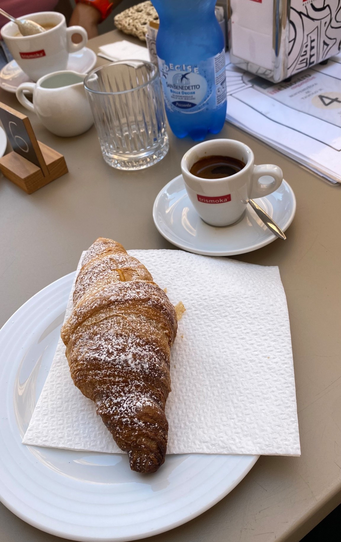 When the diet says you “Bella Ciao!” and leaves the room 😁

#LTKFamily