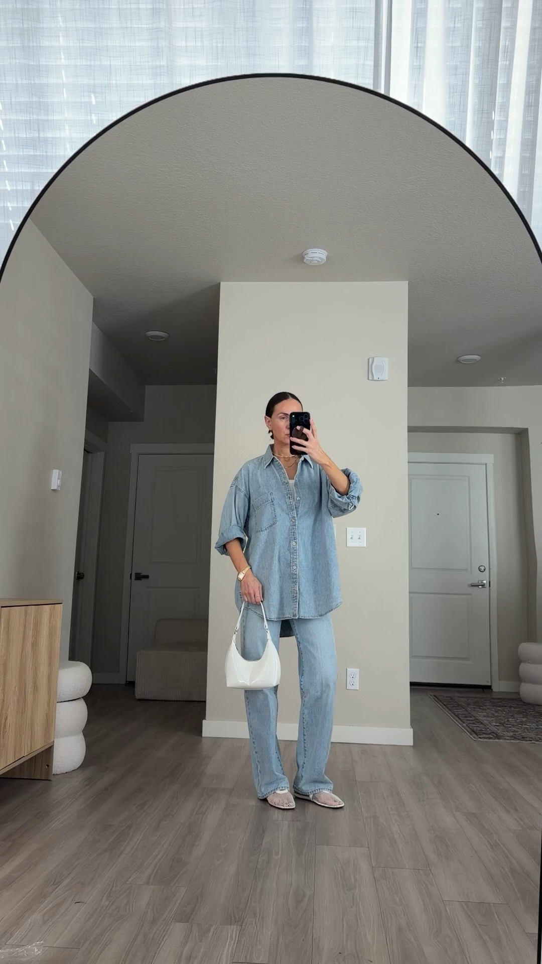 best t am too from amazon!!

Linking exact Wearing 35 in jeans and small in everything else  