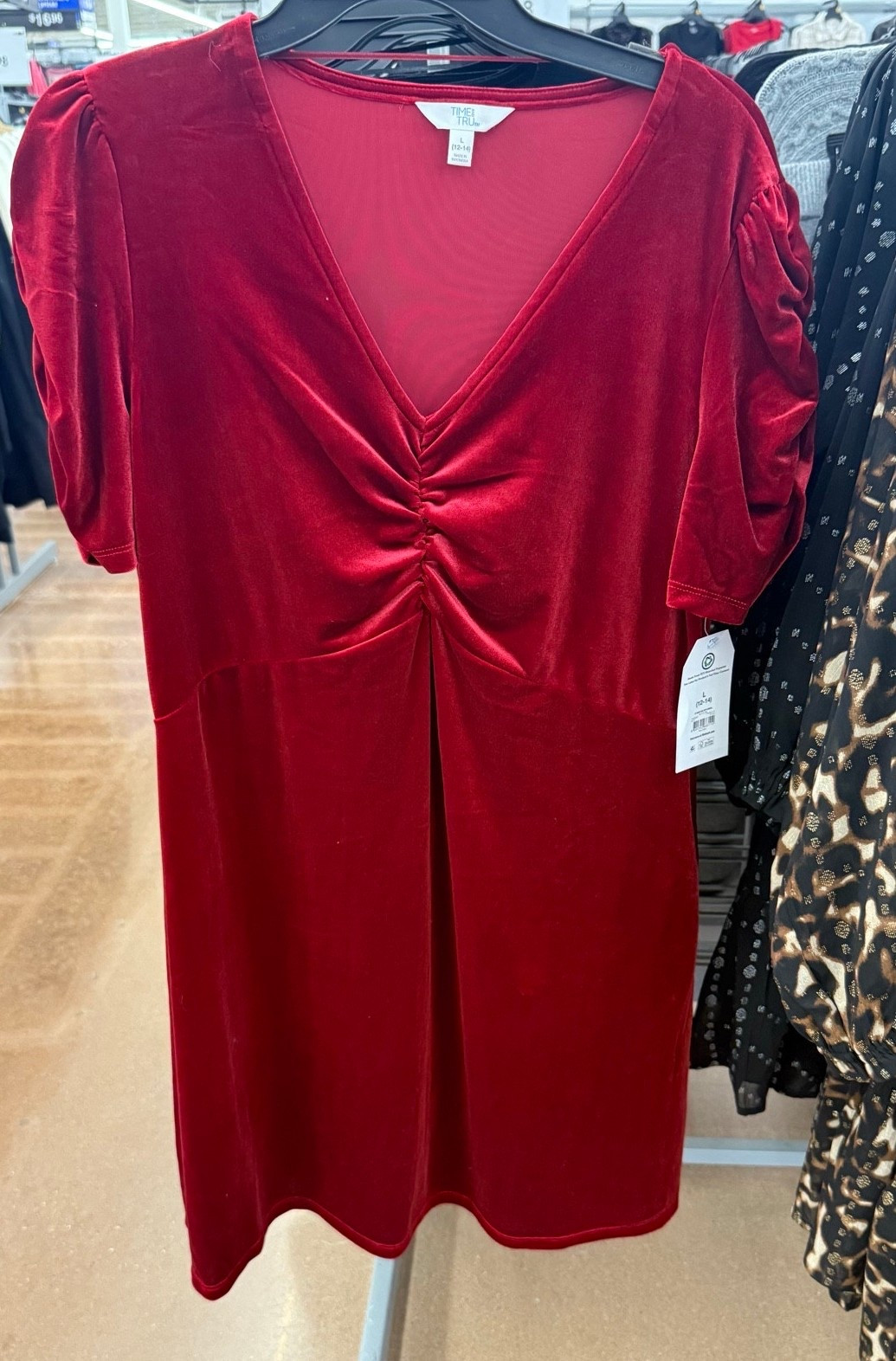 Maroon Red Velvet Mini Dress with Puff Sleeves (XS–XXXL)

This velvet mini dress is perfect for Christmas, new years, holiday parties and winter events. The puff sleeves and rich fabric make it festive, flattering, and easy to dress up.

#LTKMidsize #LTKPlusSize #LTKFindsUnder50