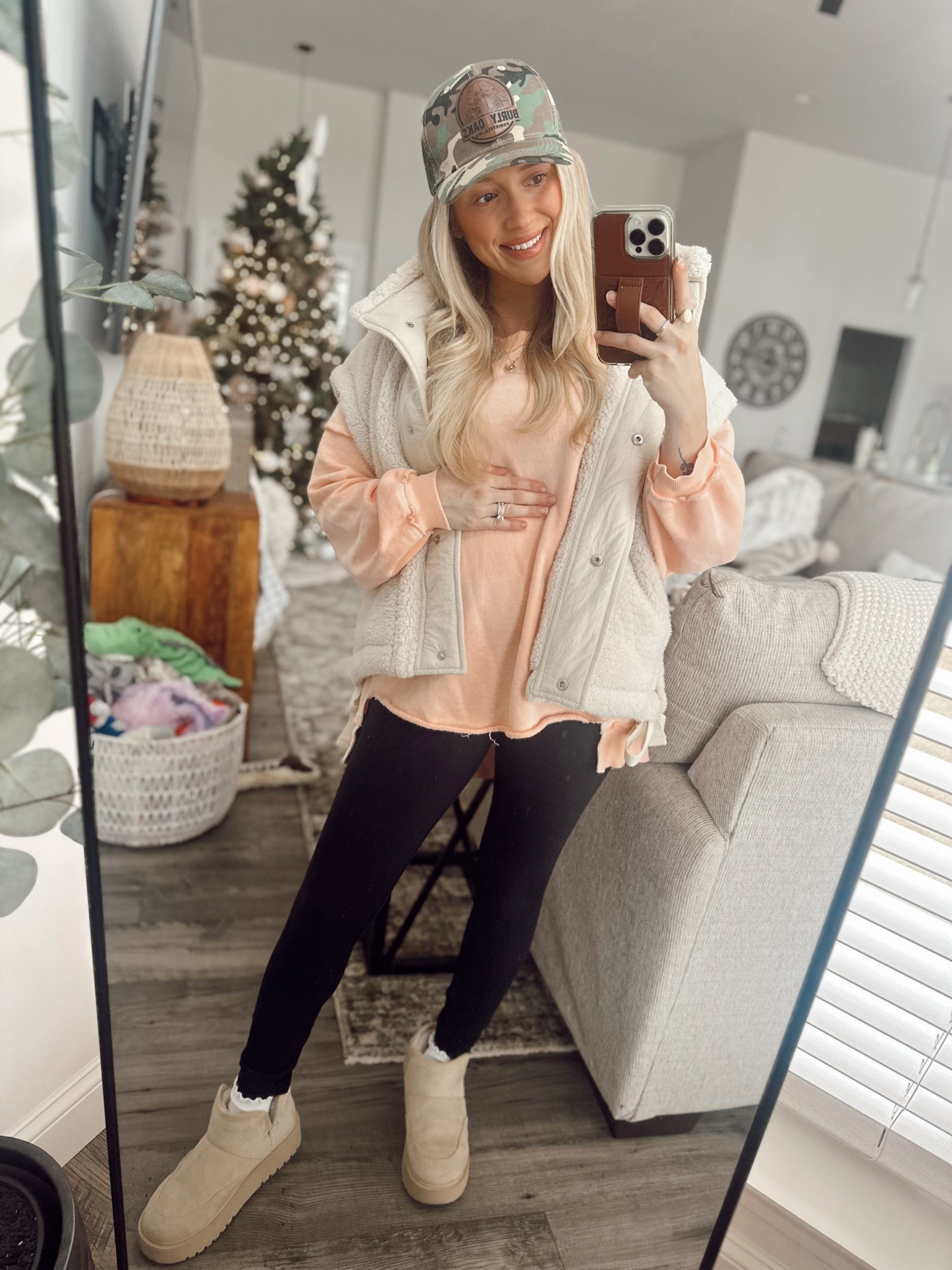 Today’s Christmas lunch in cozies at the farm🎄✨

#LTKActive #LTKBump #LTKHoliday