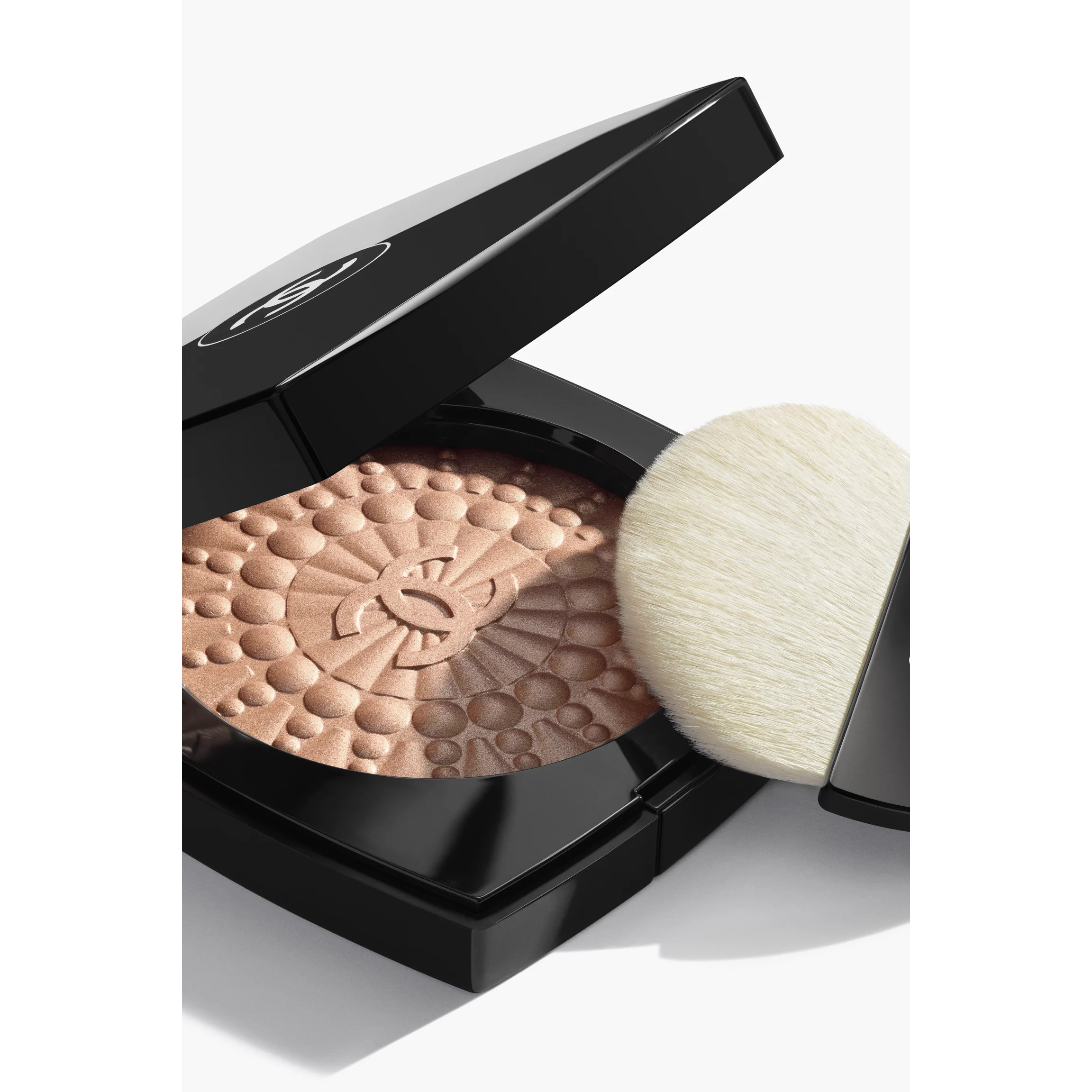 PERLES DE LUMIÈRE Illuminating blush powder  | CHANEL | Chanel, Inc. (US)