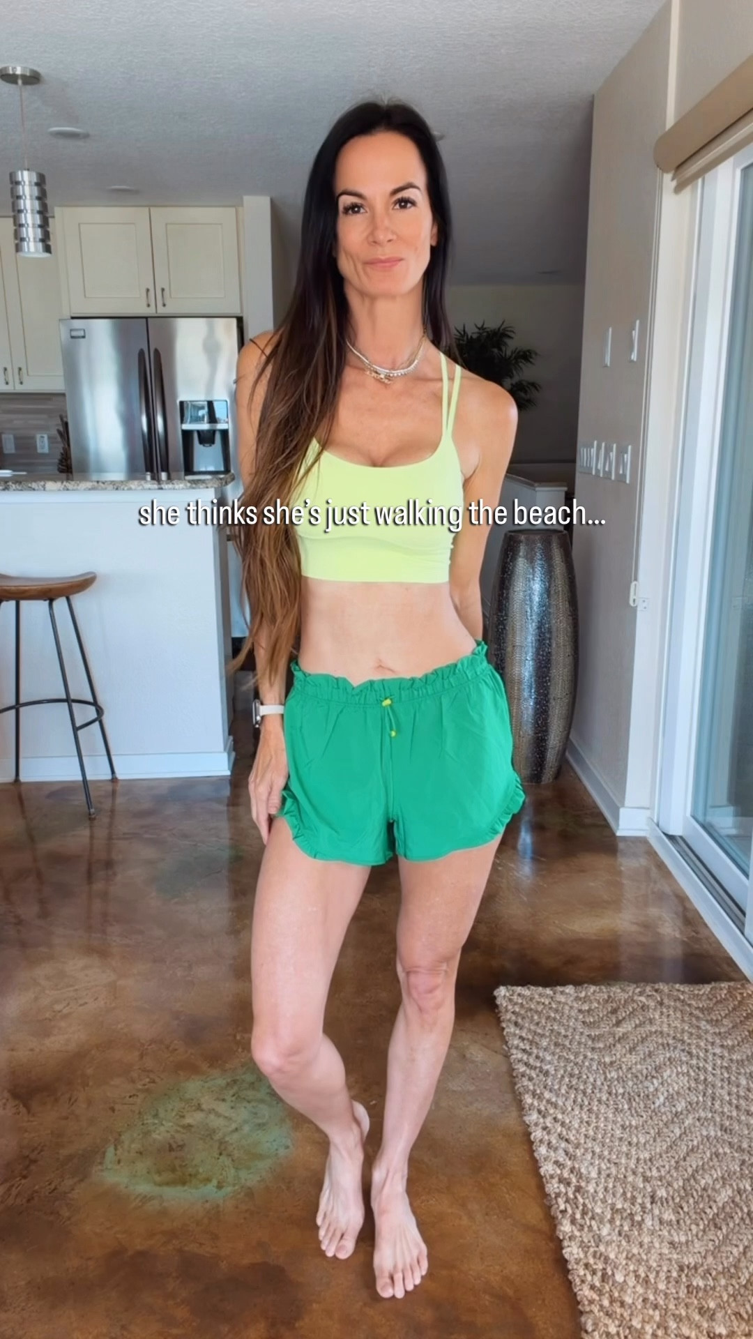 Sporty… but obviously still cute about it 😏💚

This is what I throw on when I say I’m going for a beach walk…
but also wouldn’t mind running into someone I know 😂

Lightweight, flattering, and actually holds everything in place (we love a supportive moment).

She’s giving effortless… but put together.

Wearing XS

#NicoleColeeStyle #SportyChic #BeachWalkStyle #ActivewearEdit #EffortlessStyle




#LTKdayinmylife #LTKActive #LTKfitnessgoals