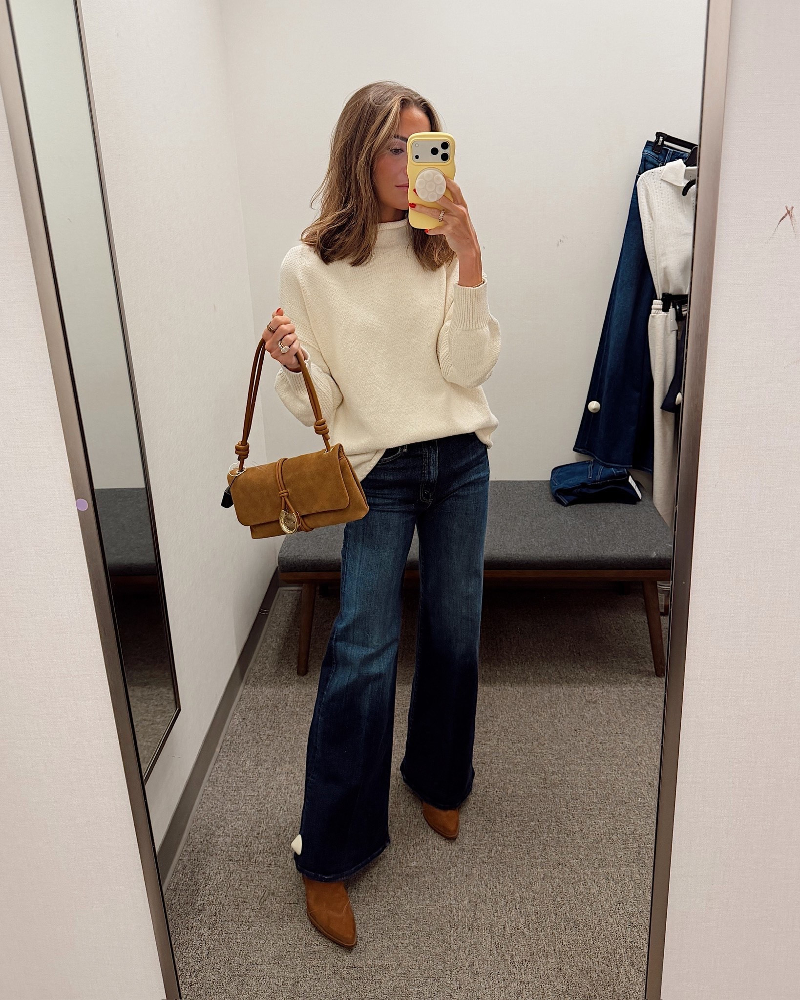 Sweater + jeans back in stock / last chance to get them on sale! 🤎