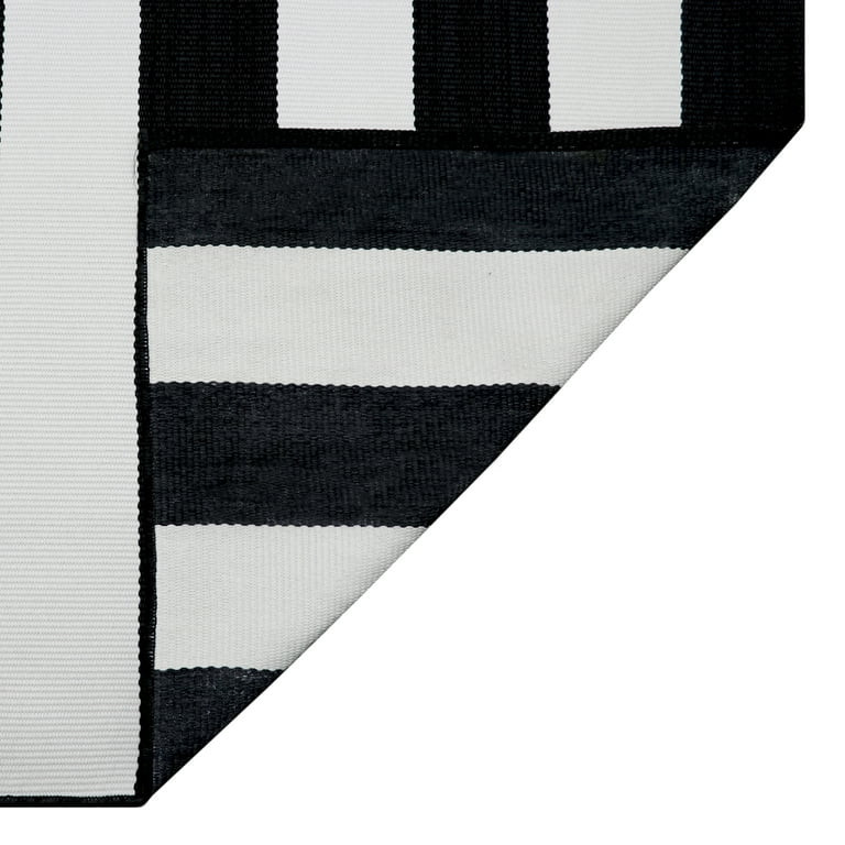 Better Homes & Gardens 7' x 10' Black and White Cabana Stripe Outdoor Rug | Walmart (US)