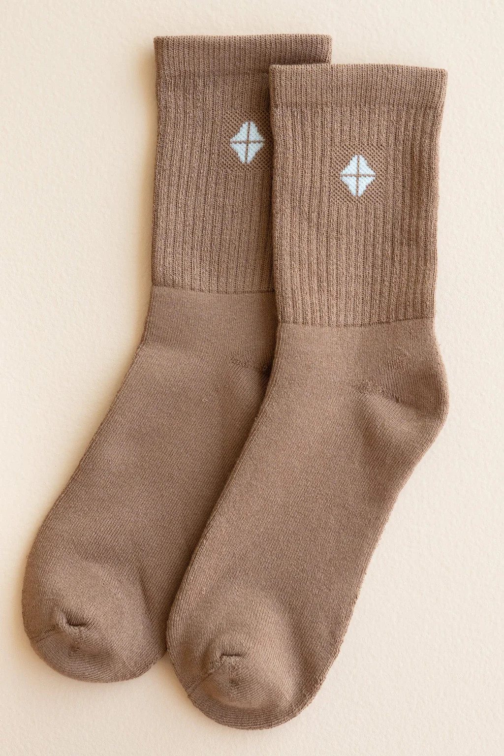 Adult Crew Socks in Latte | Kyte Baby
