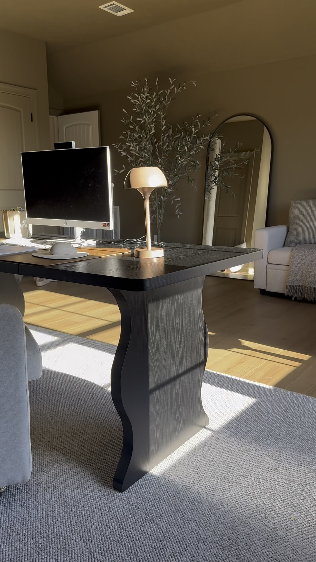 The organic modern, earthy office of my dreams!!

#LTKHome