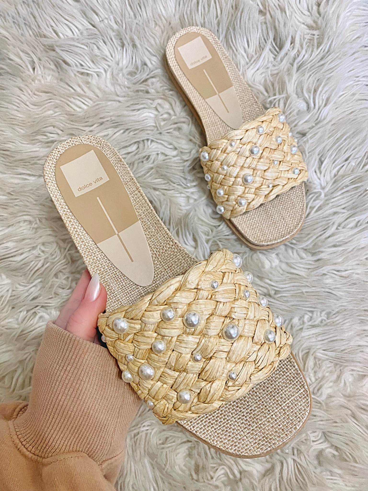 Pearl sandals, spring sandals, slide sandals, dolce vita shoes, vacation style, spring break 

#LTKtravel #LTKshoecrush #LTKFind