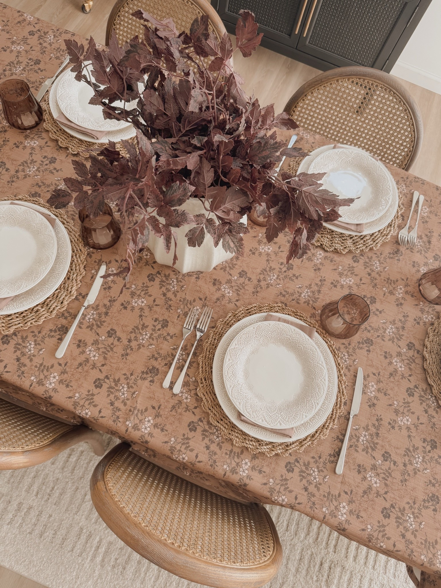 Fall table styling 🍁🍂

#LTKSeasonal #LTKHome