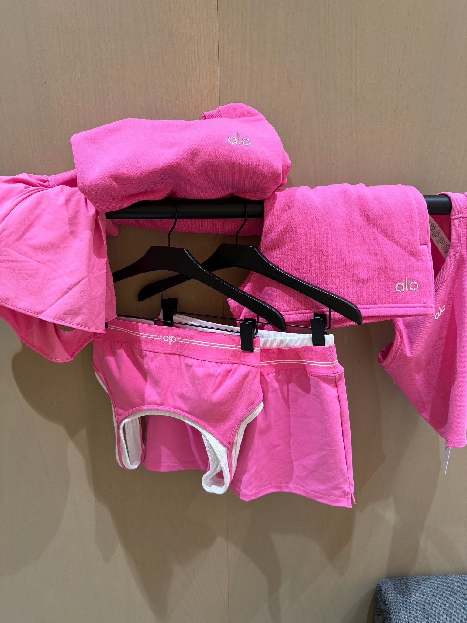 New Alo paradise pink 💗