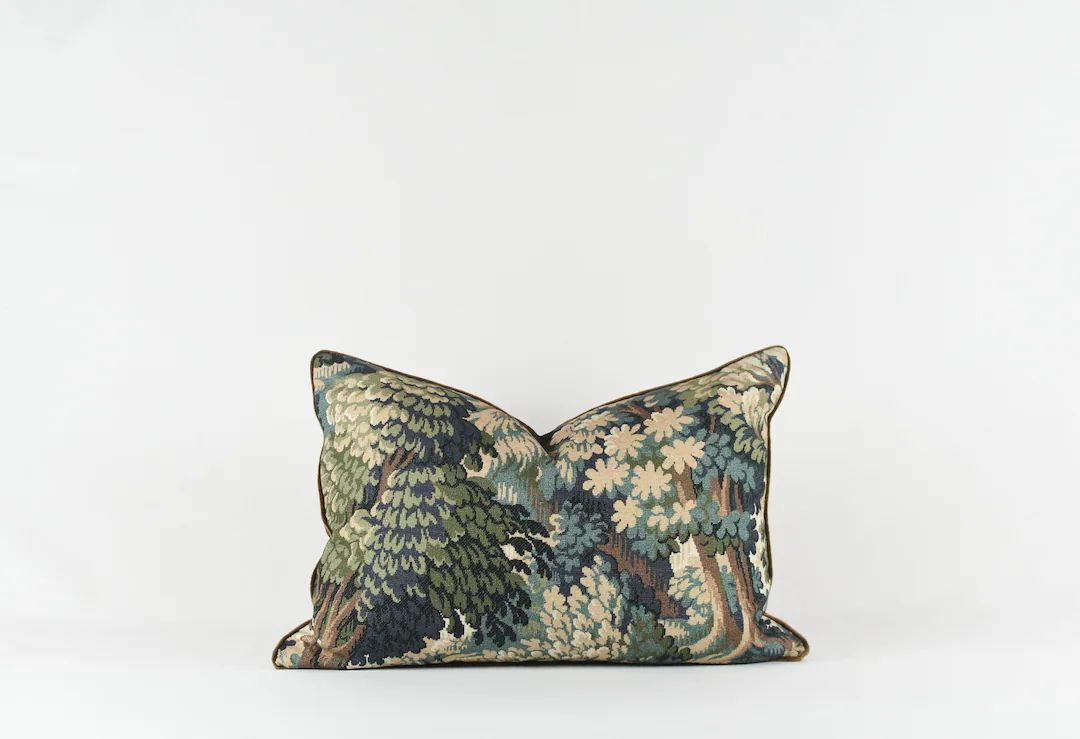 Yudi Tapestry Pillow Velvet Piping and Velvet Backing - Etsy | Etsy (US)