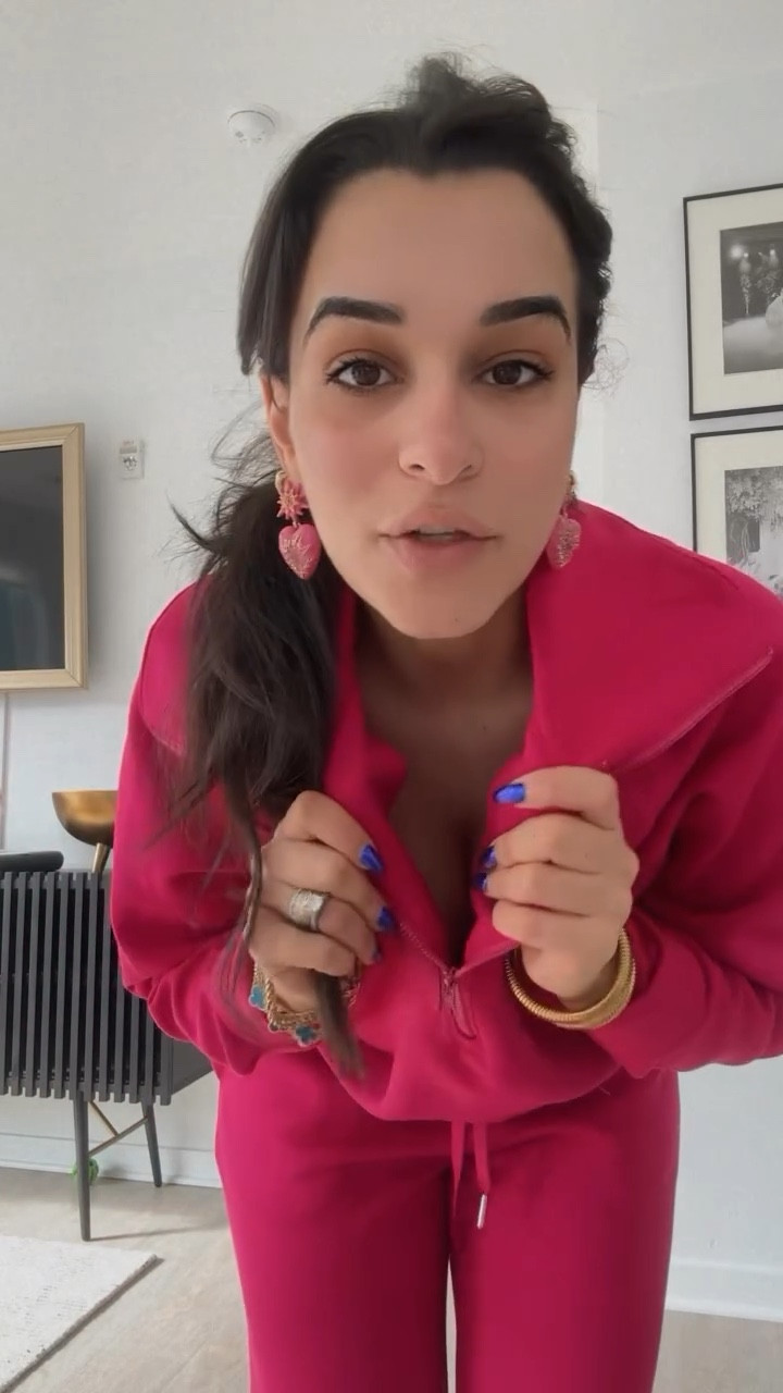 I wish y’all could feel how SOFT this Loungewear set is! Perfect for running errands & So freaking cute!!! 

Follow my shop @Nardinemarie on the @shop.LTK app to shop this post and get my exclusive app-only content!

#LTKsalealert #LTKActive #LTKU