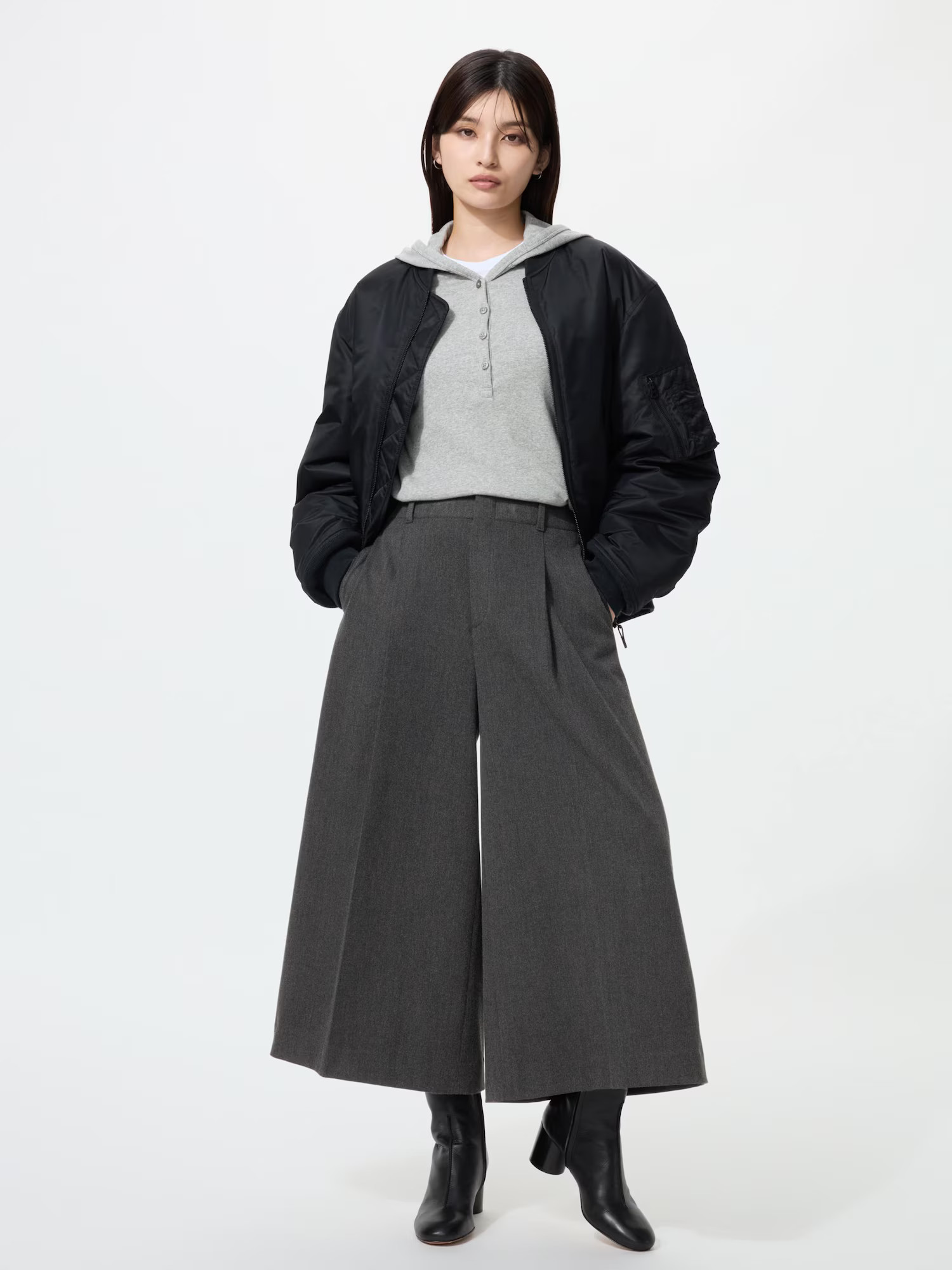 UNIQLO Women's Pleated Culotte, Dark Gray, Small | UNIQLO (US)