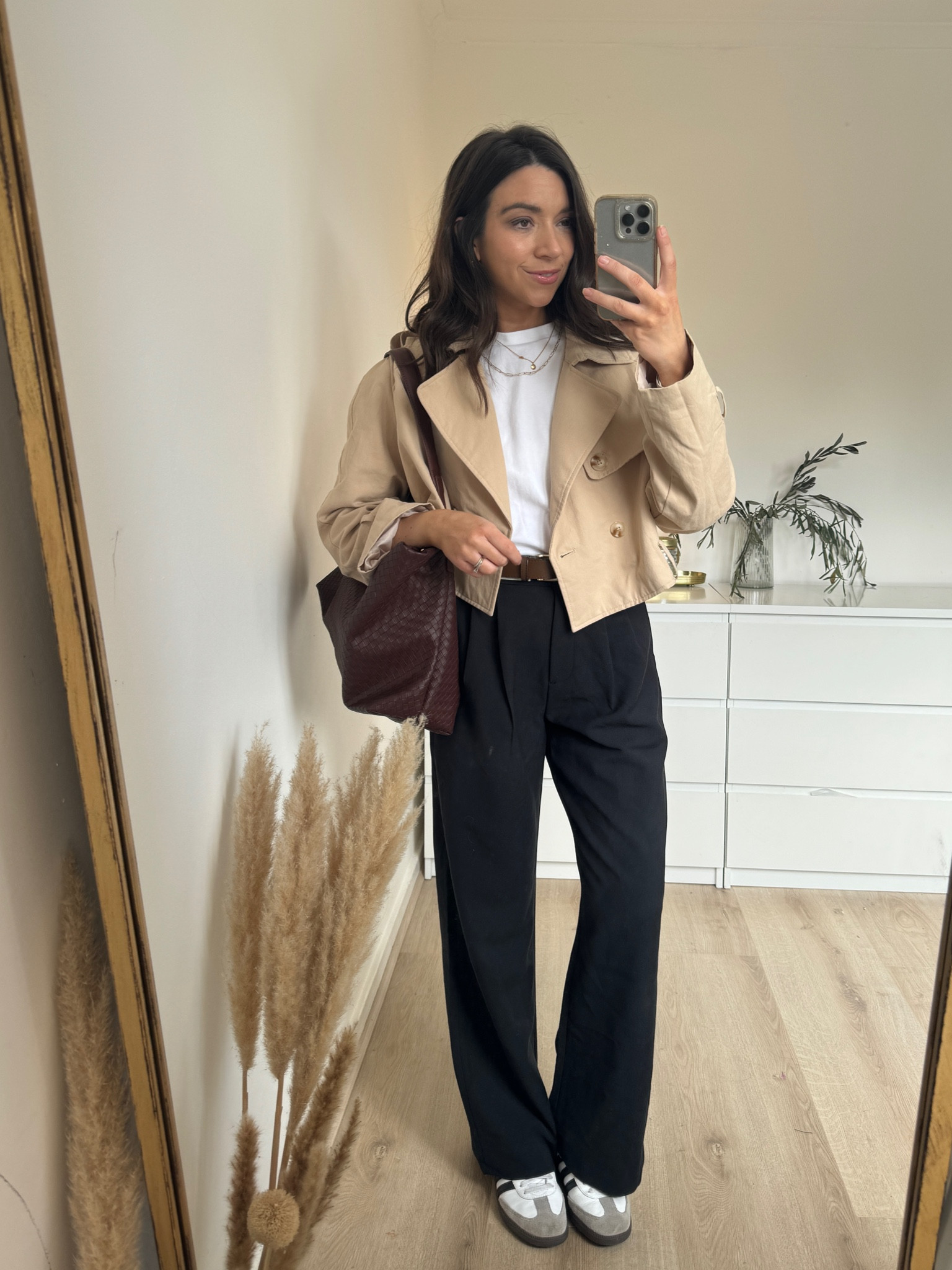 Spring outfit - cropped trench coat 

Taken from my - 3 reasons you have nothing to wear video 

Outfit details 
Trench coat - pretty little thing ( I sized up) 
T-shirt - cos 
Trousers : Abercrombie Sloane trousers - wearing W25 short leg 
Bag ; pretty little thing 
Shoes : adidas sambas 

#LTKstyletip #LTKSeasonal #LTKeurope