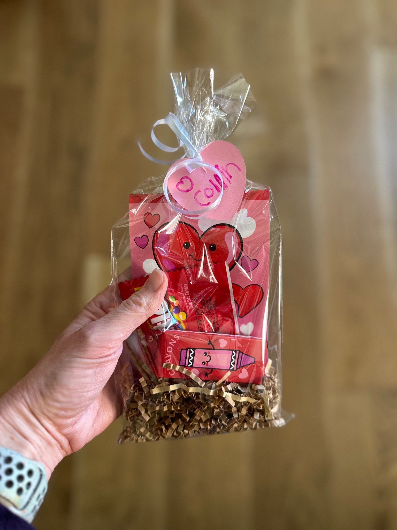 Valentines for the kids

Coloring book and crayons valentines
Football valentines
Valentines candy

#LTKKids #LTKValentine